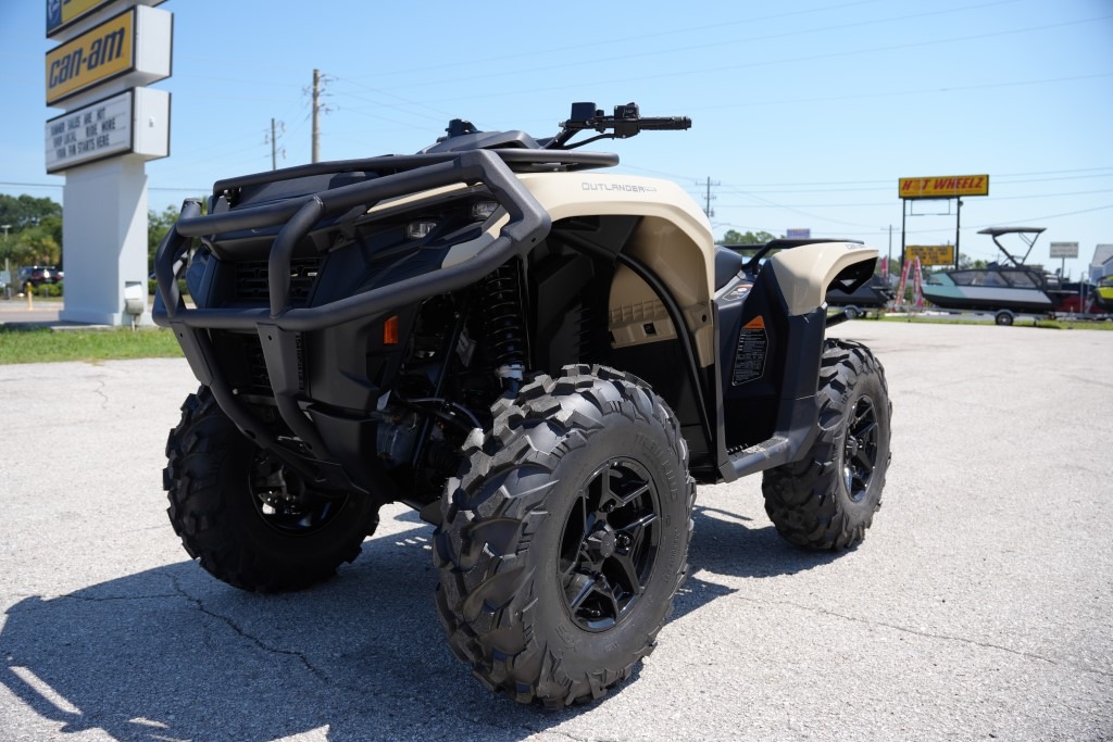 2026 Can-Am™ Outlander PRO XU HD7 5