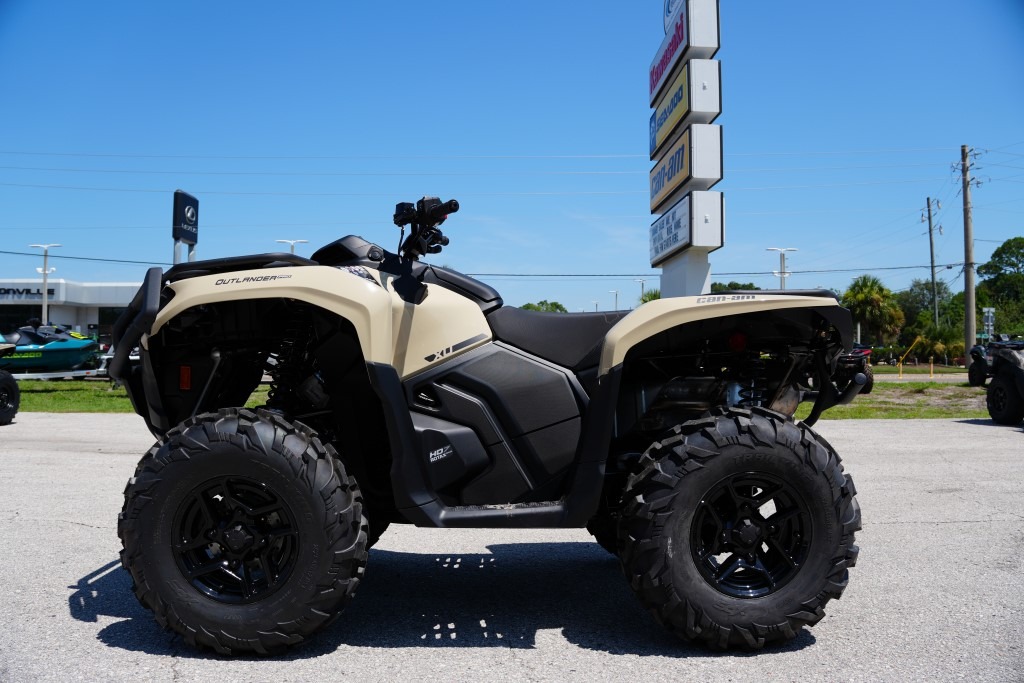 2026 Can-Am™ Outlander PRO XU HD7 6