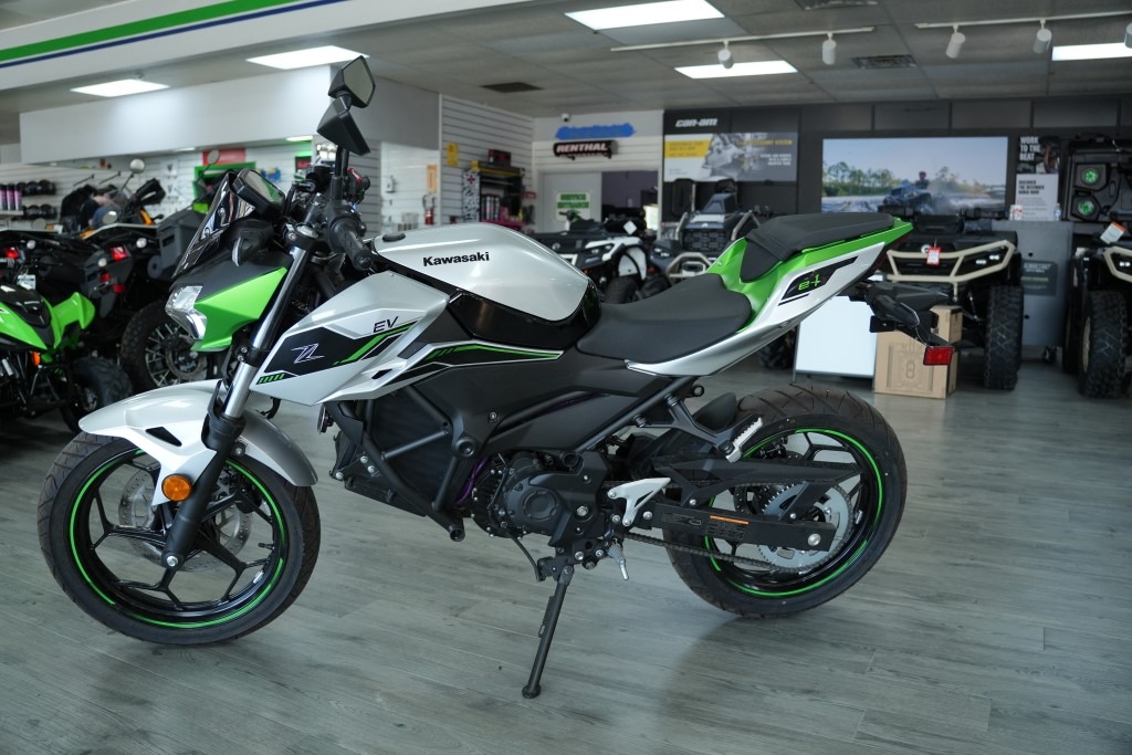 2024 Kawasaki Z e-1 ABS 6