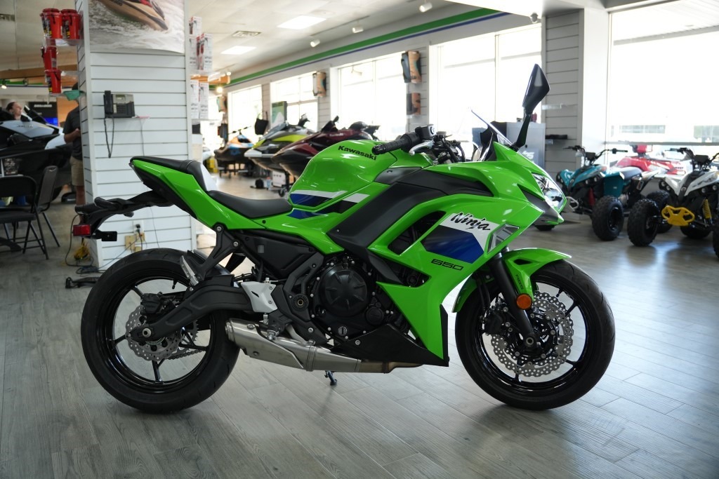 2026 Ninja® 650 ABS