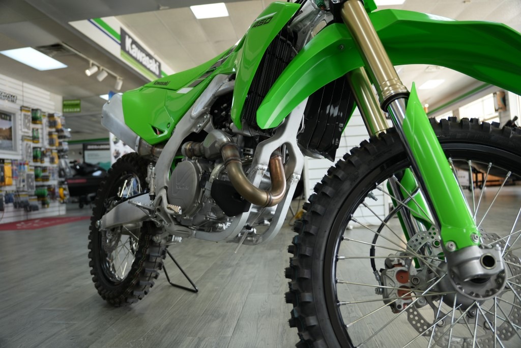 2025 Kawasaki KX450 3