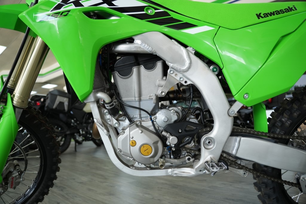 2025 Kawasaki KX450 8