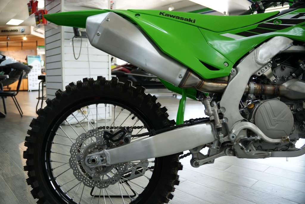 2025 Kawasaki KX450 12