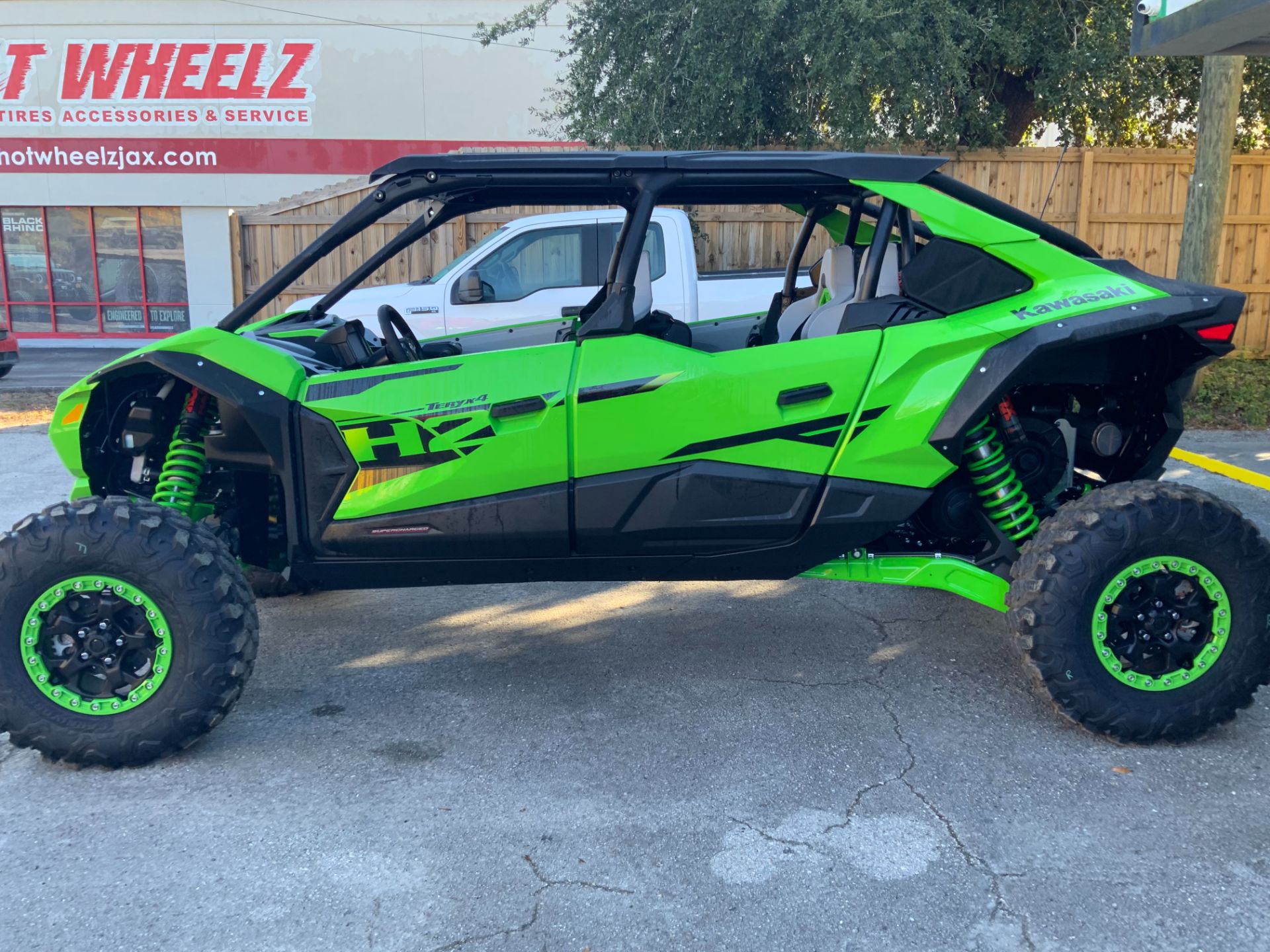 2026 Kawasaki Teryx®4 H2 Deluxe eS, Jacksonville FL | New Utility