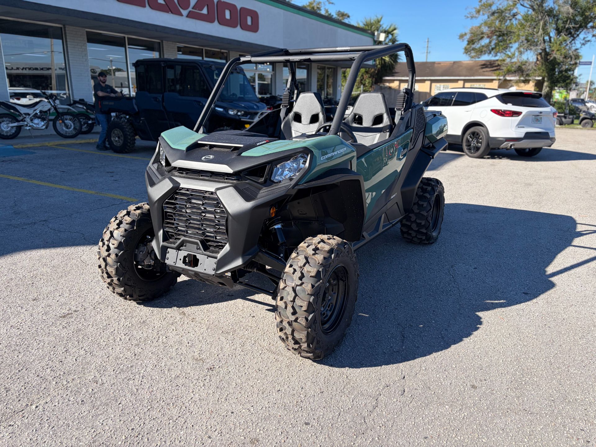 2026 Can-Am™ Commander DPS 1000R 7