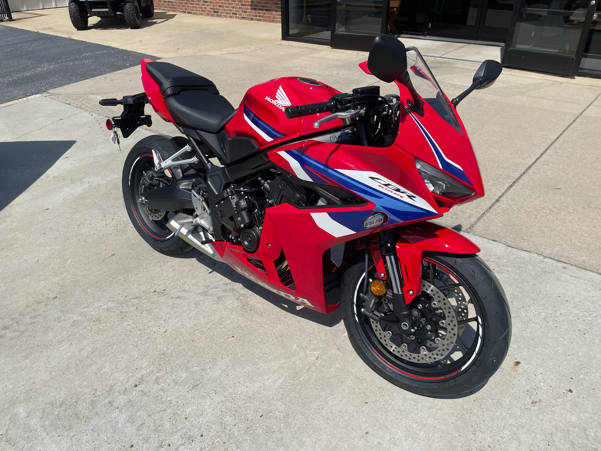 2026 Honda CBR650R E-Clutch 3