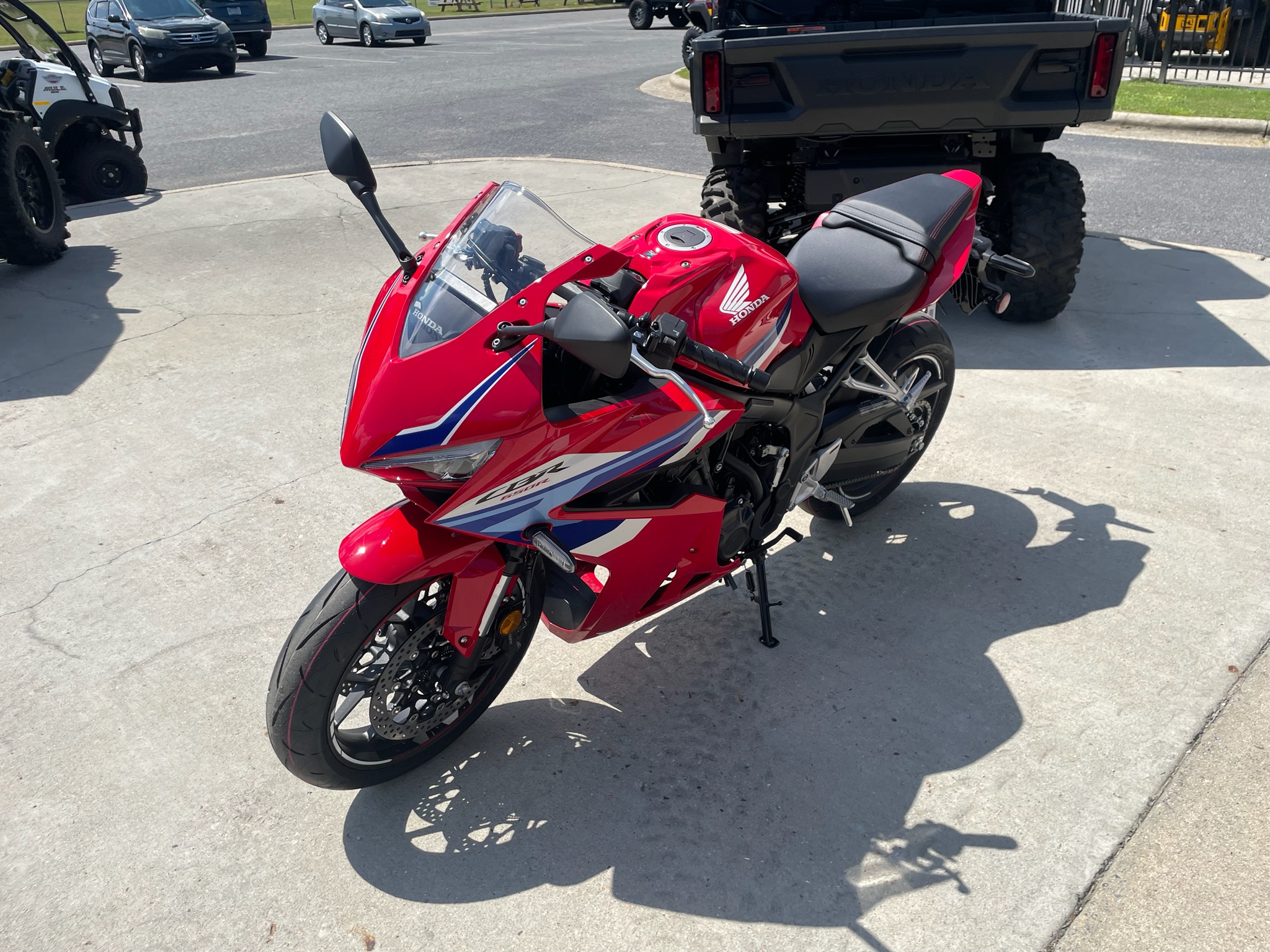 2026 Honda CBR650R E-Clutch 12
