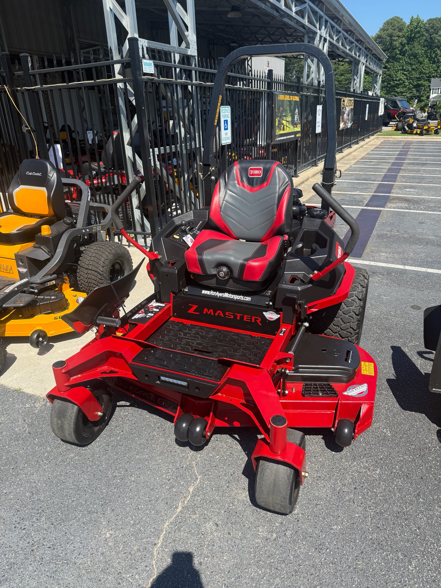 Used 2024 Toro Z Master 2000 HDX Pro 60 in. Vanguard 810 EFI 28 hp