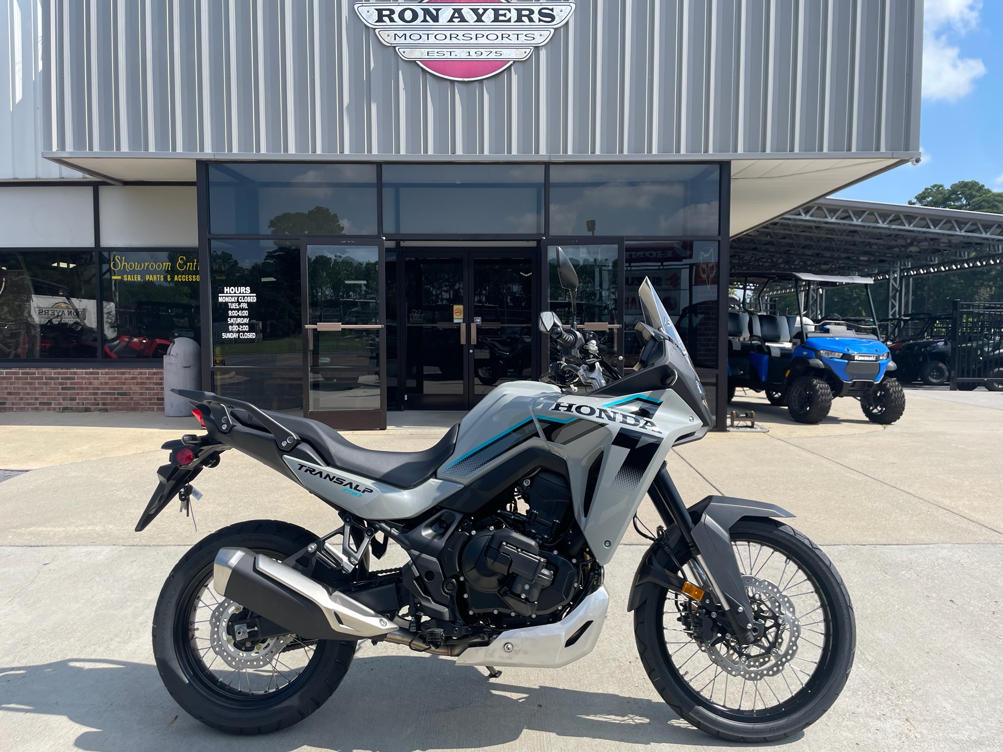2026 Honda Transalp E-Clutch