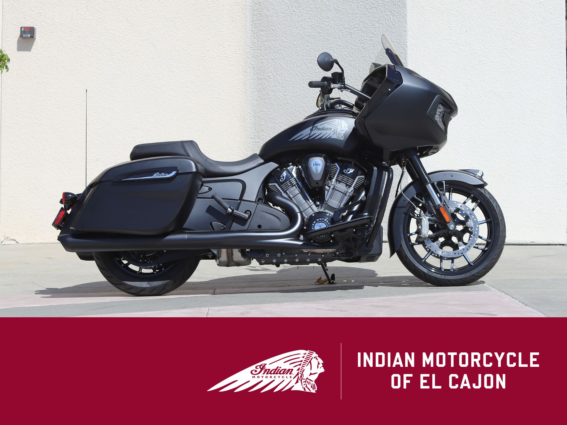 2025 Indian Motorcycle Challenger® Dark Horse® with PowerBand