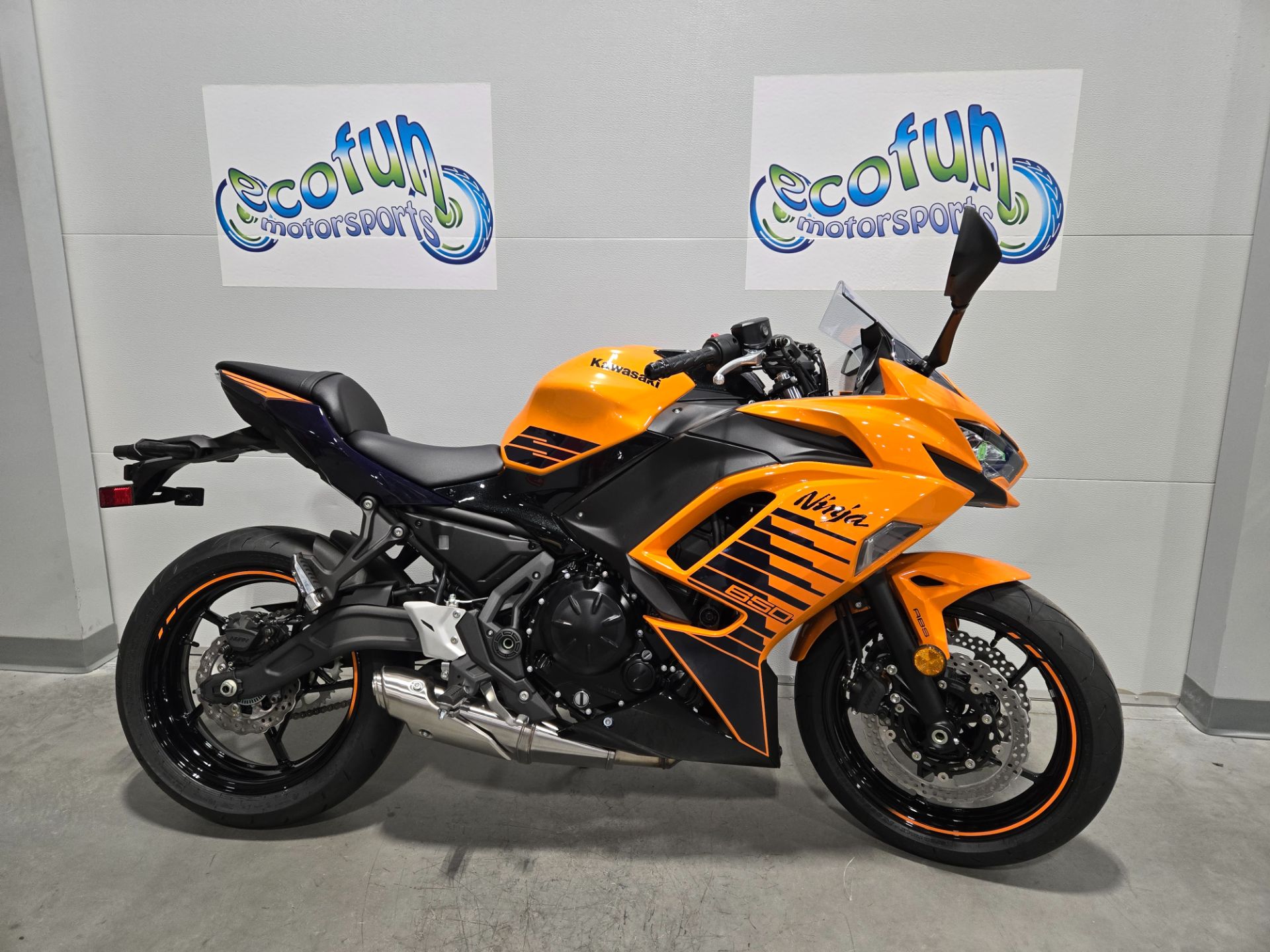New 2025 Kawasaki Ninja 650 ABS | Motorcycles in Forest Lake