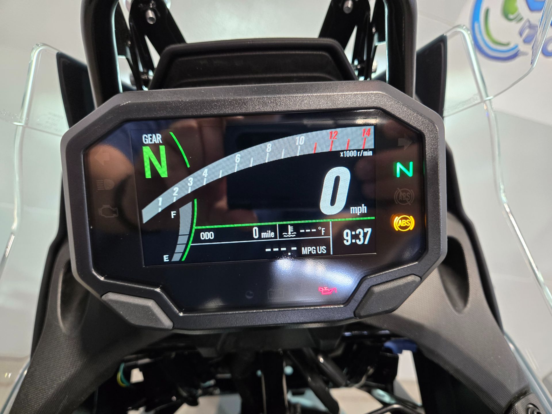 2026 Kawasaki KLE®500 SE ABS 10