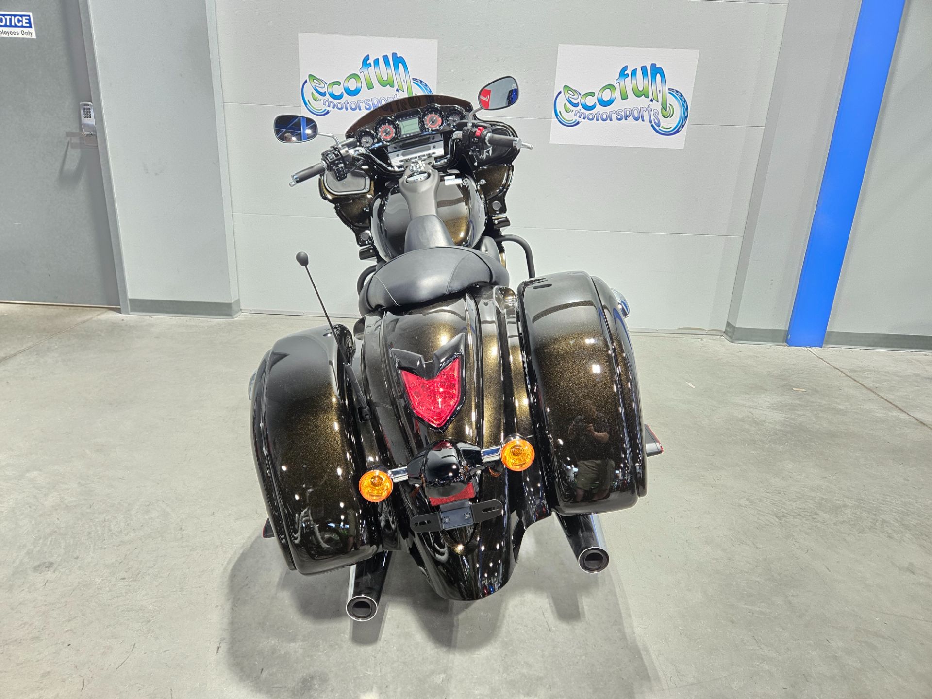 2025 Kawasaki Vulcan® 1700 Vaquero® ABS 6