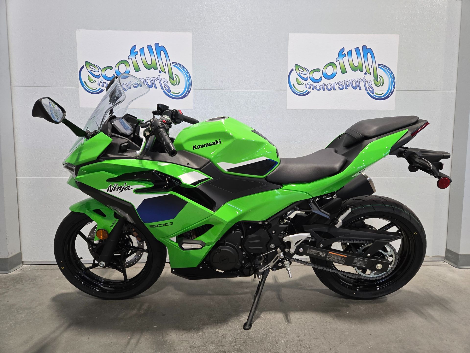 mkt New 2026 Kawasaki Ninja® 500 SE ABS | Motorcycles in Forest Lake