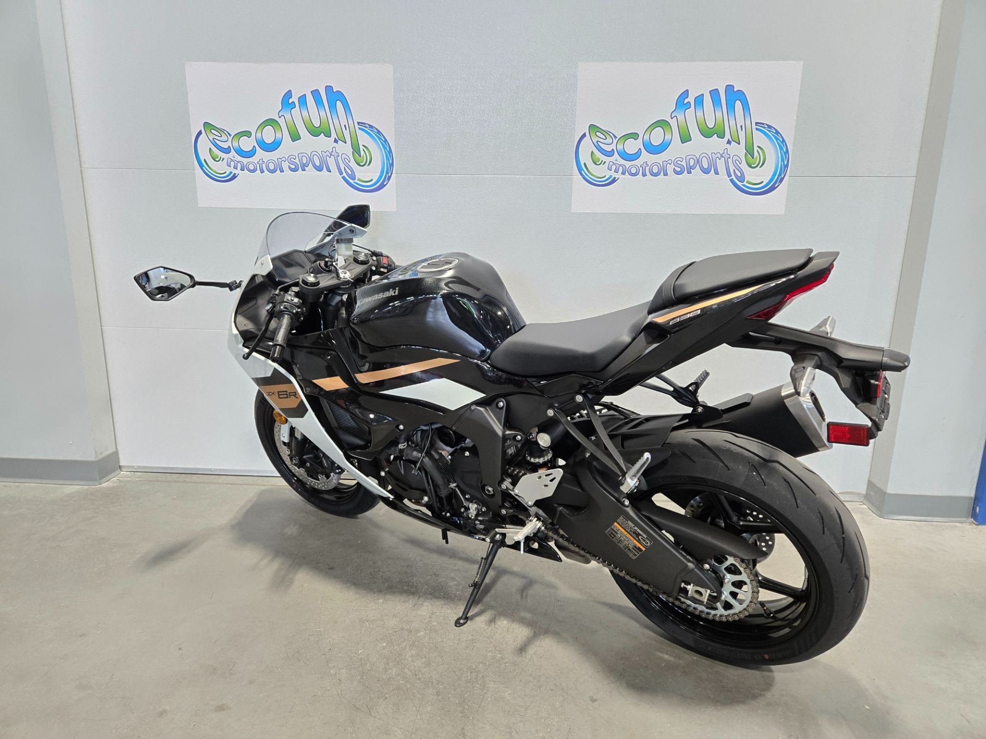 New 2026 Kawasaki NINJA ZX-6R ABS | Motorcycles in Forest Lake MN