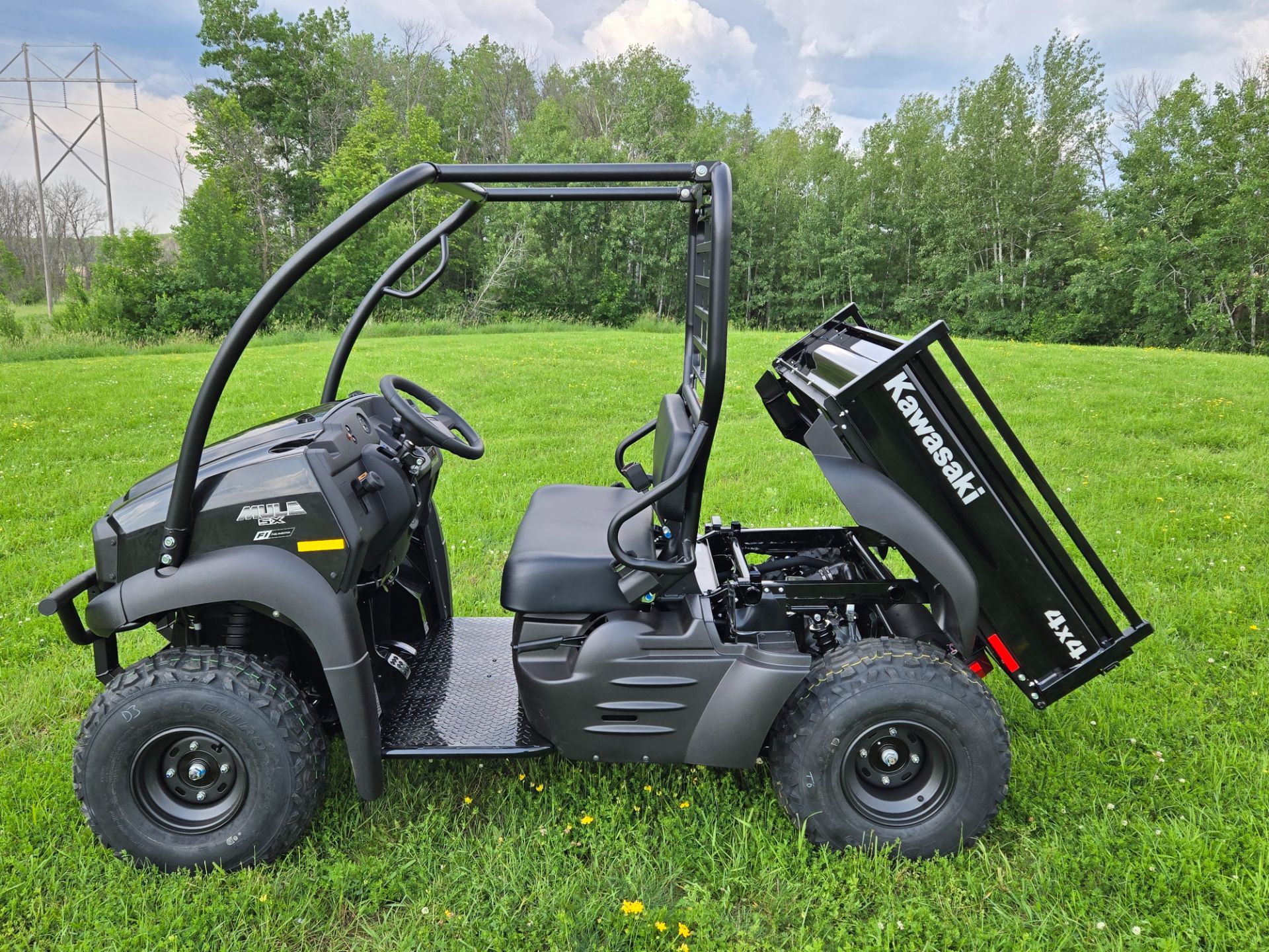 muuuuページ New 2026 Kawasaki MULE SX™ 4x4 | Utility Vehicles in Forest Lake