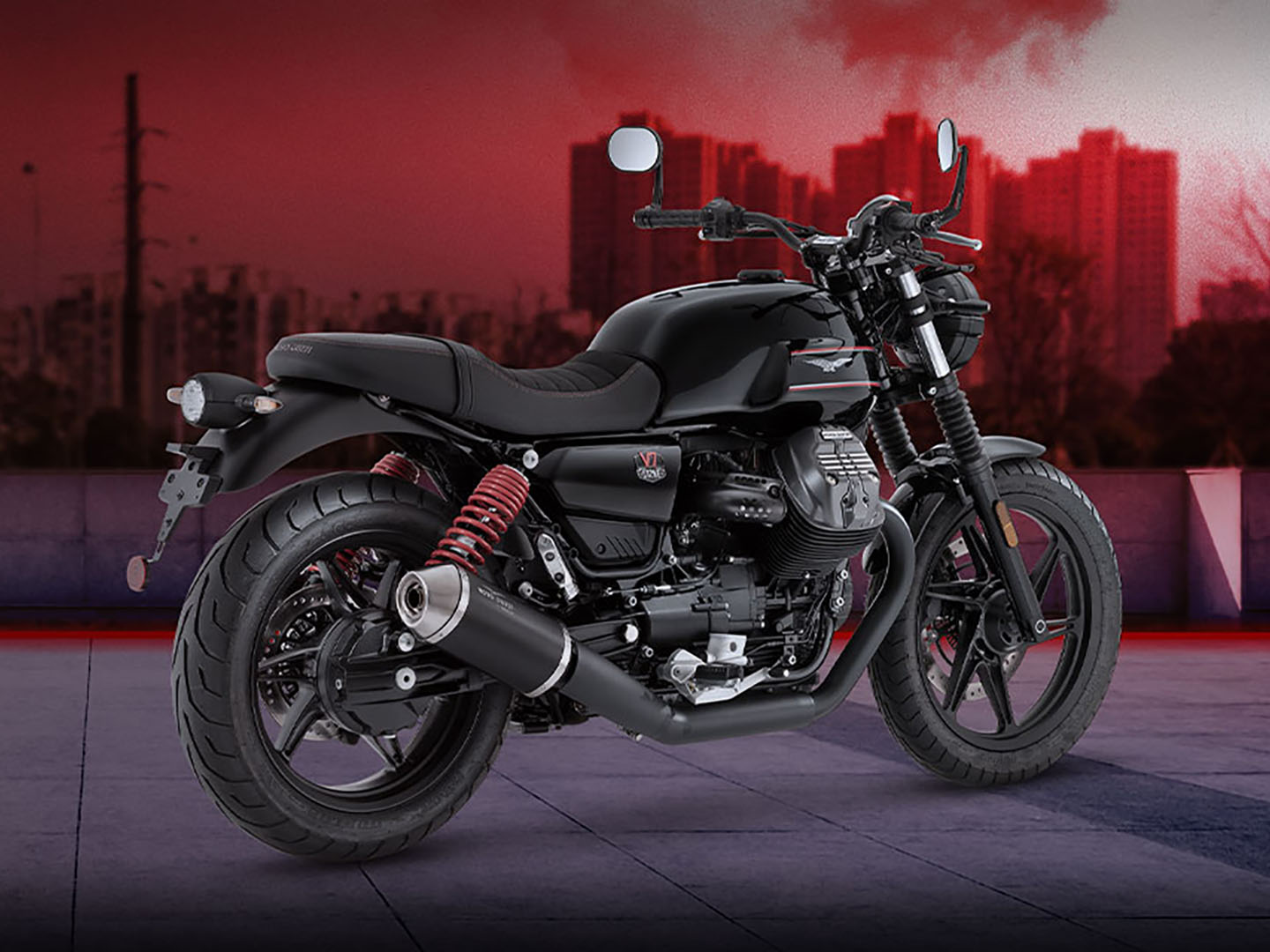Moto Guzzi v7 Stone 850 純正 リアフェンダー Moto Guzzi v7 Stone 850 純正 リアフェンダー モトグッチV7純正
