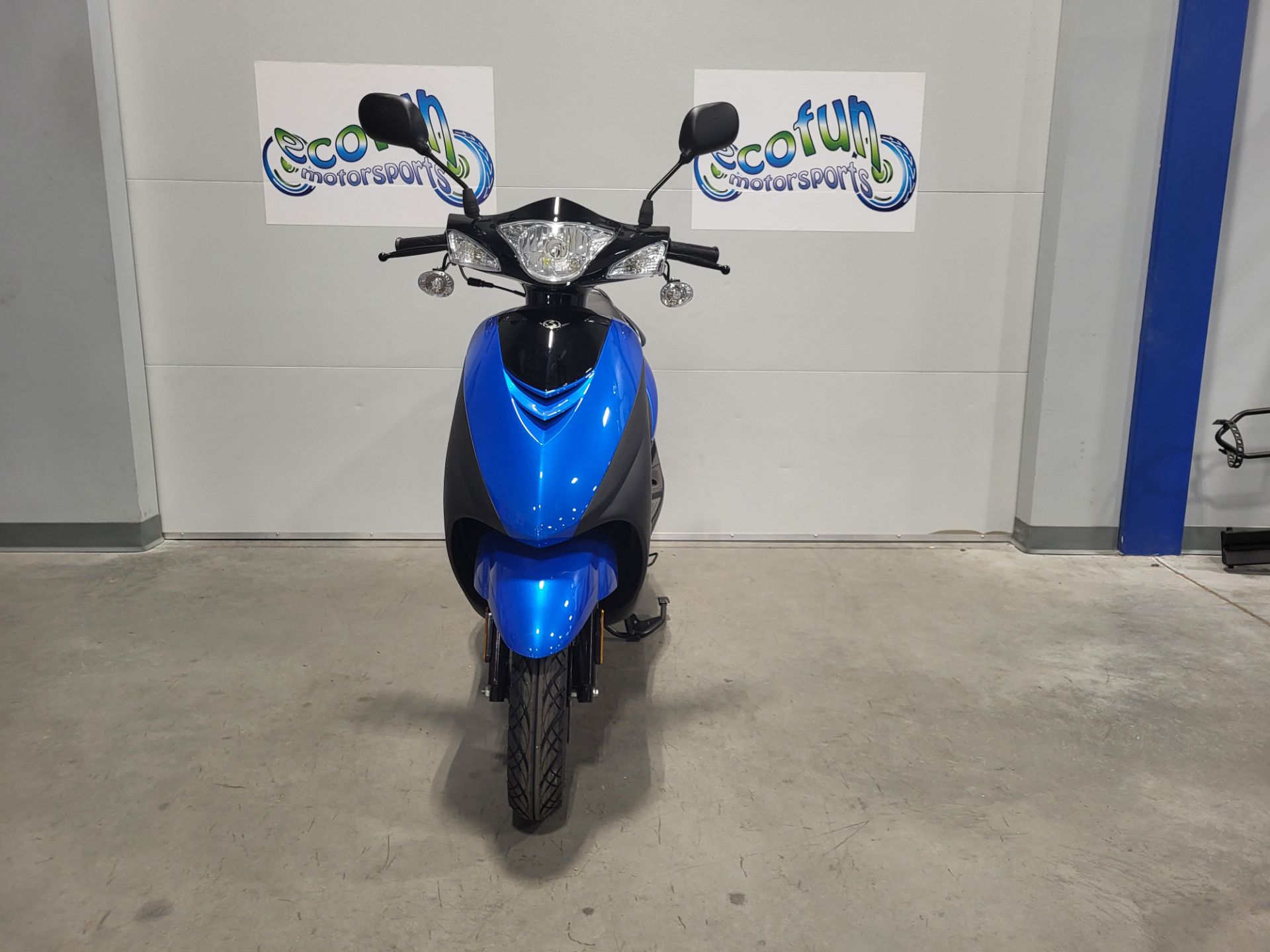 New 2024 Bintelli Sprint 49cc Scooter | Scooters in Forest Lake MN