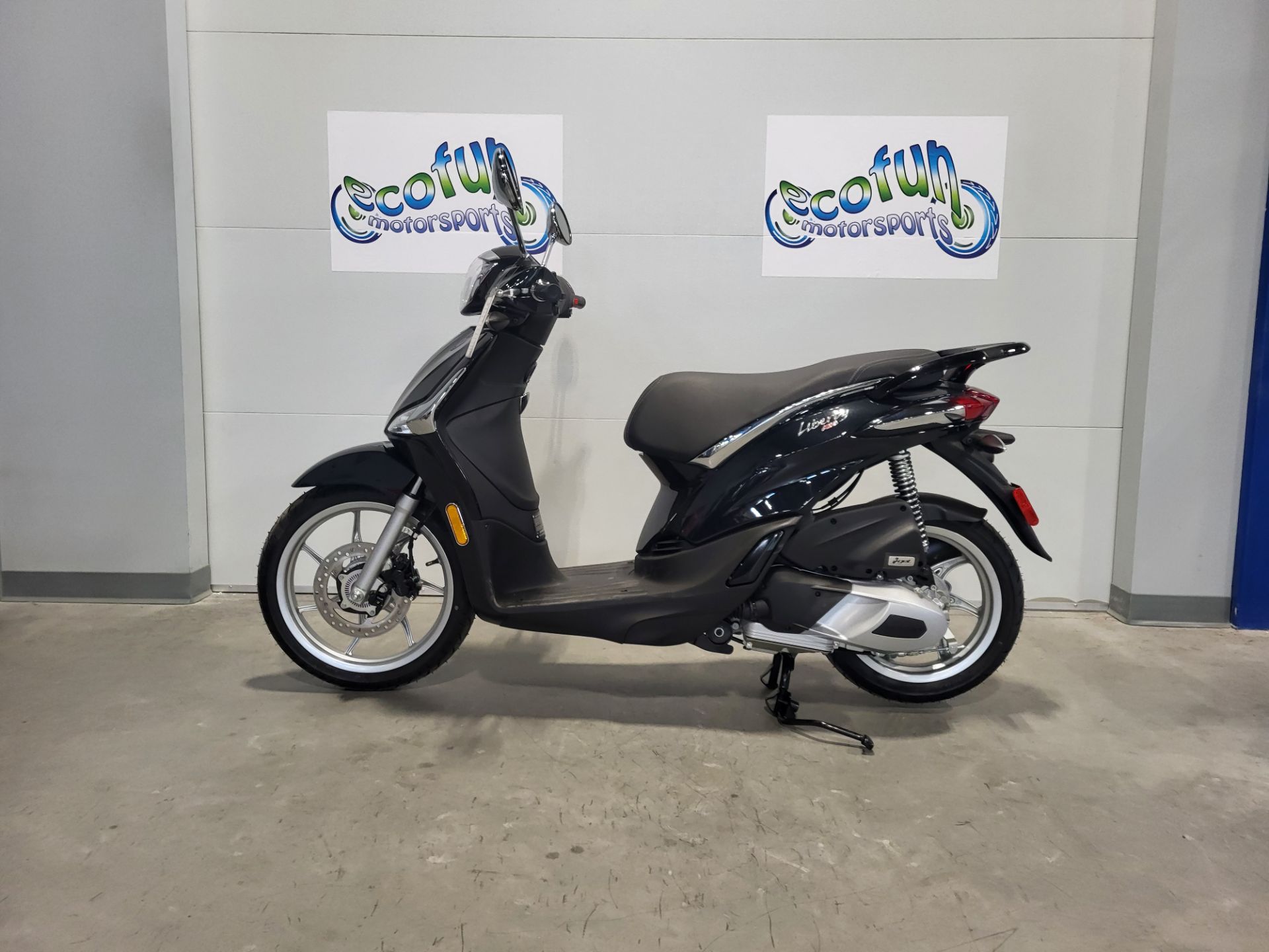 New 2024 Piaggio Liberty 150 | Scooters in Forest Lake MN