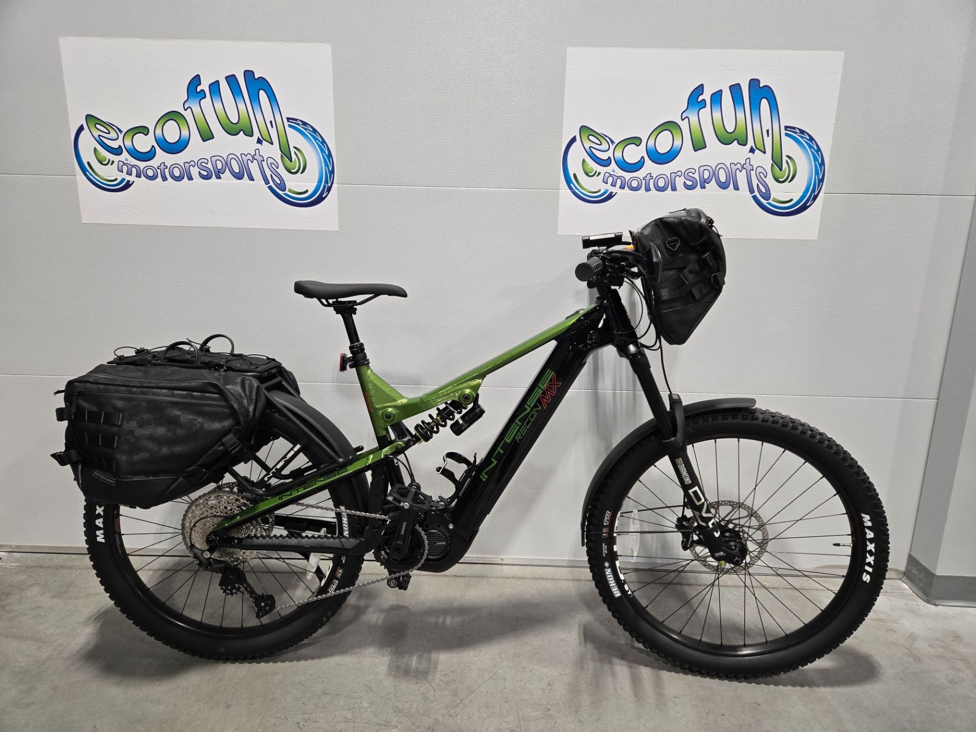New Intense Cycles Sm/Med Recon Explorer Deluxe Mountain Electric