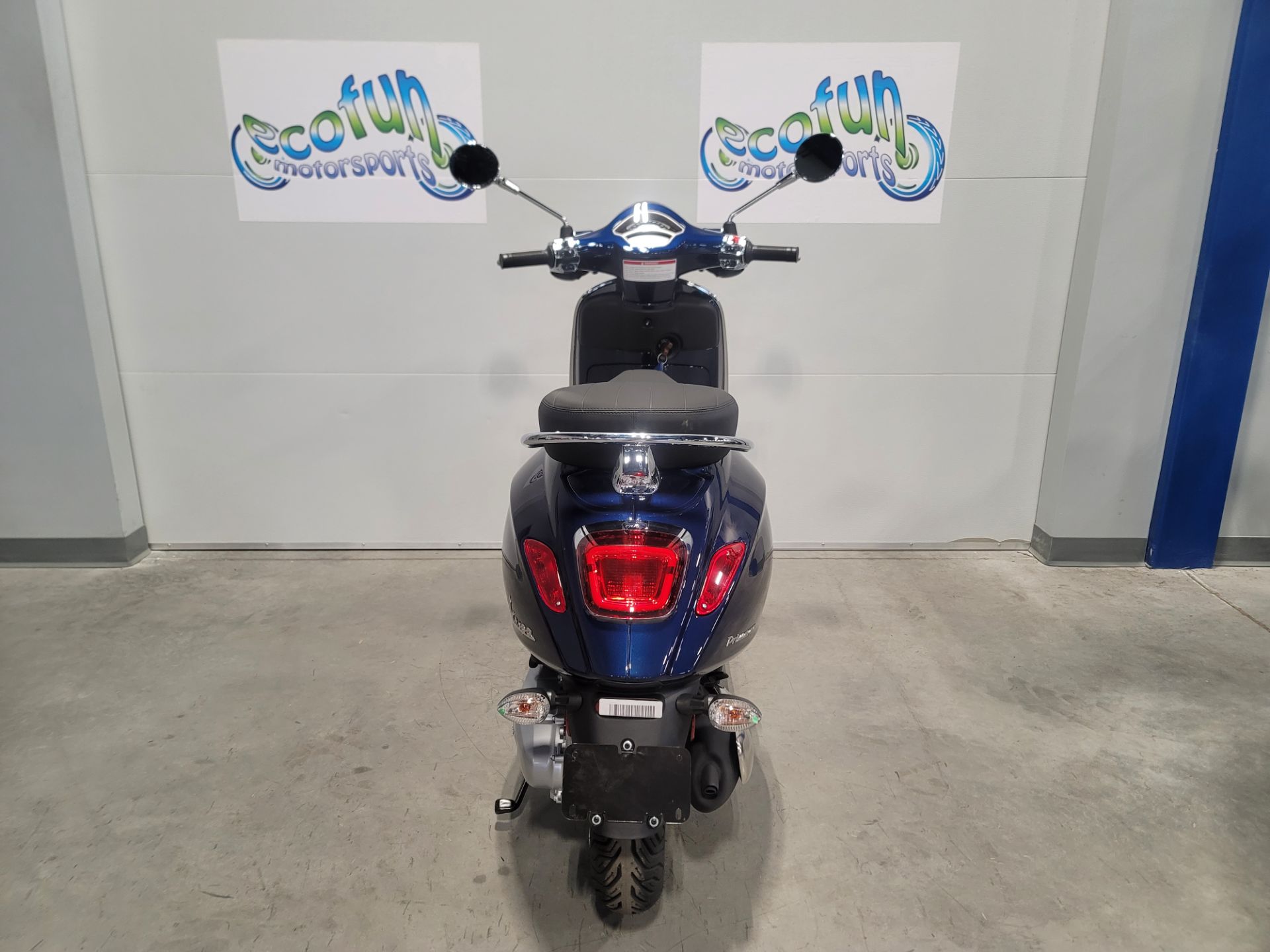 2025 Vespa Primavera 150 6