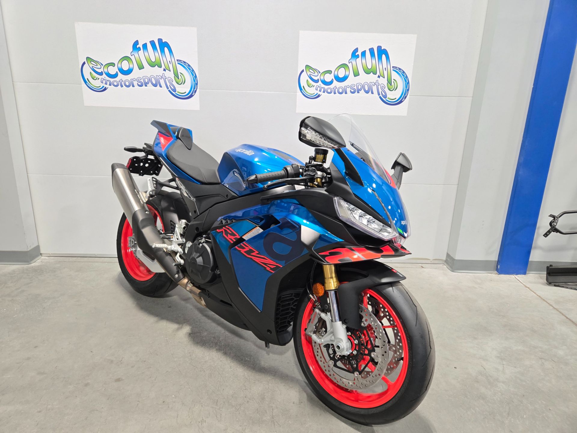 New 2026 Aprilia RSV4 1100 | Motorcycles in Forest Lake MN