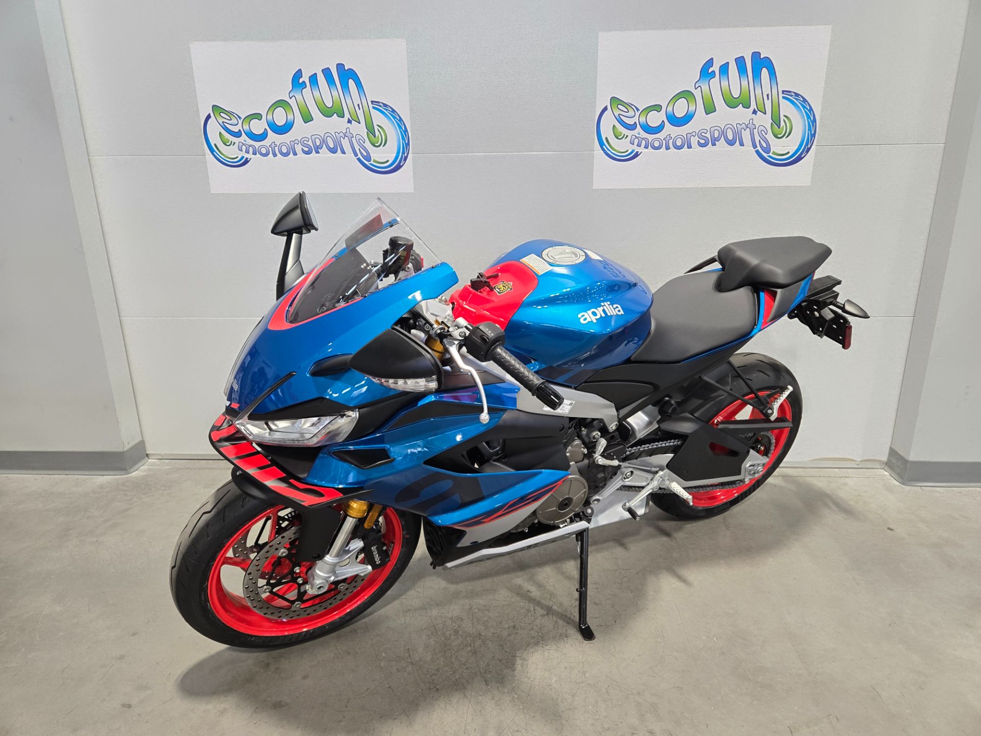 2026 Aprilia RS photo 2