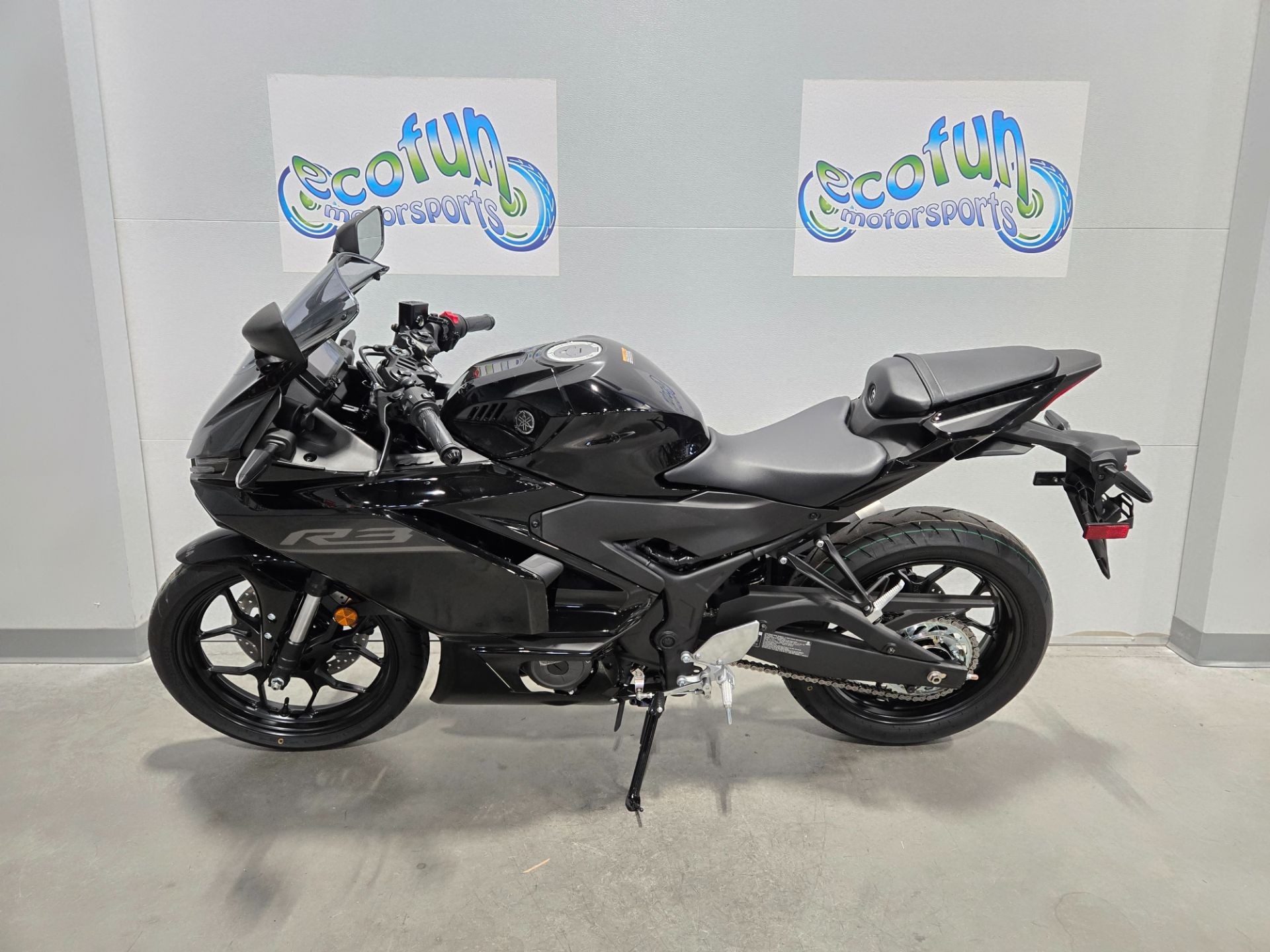 2026 Yamaha YZF-R3 3