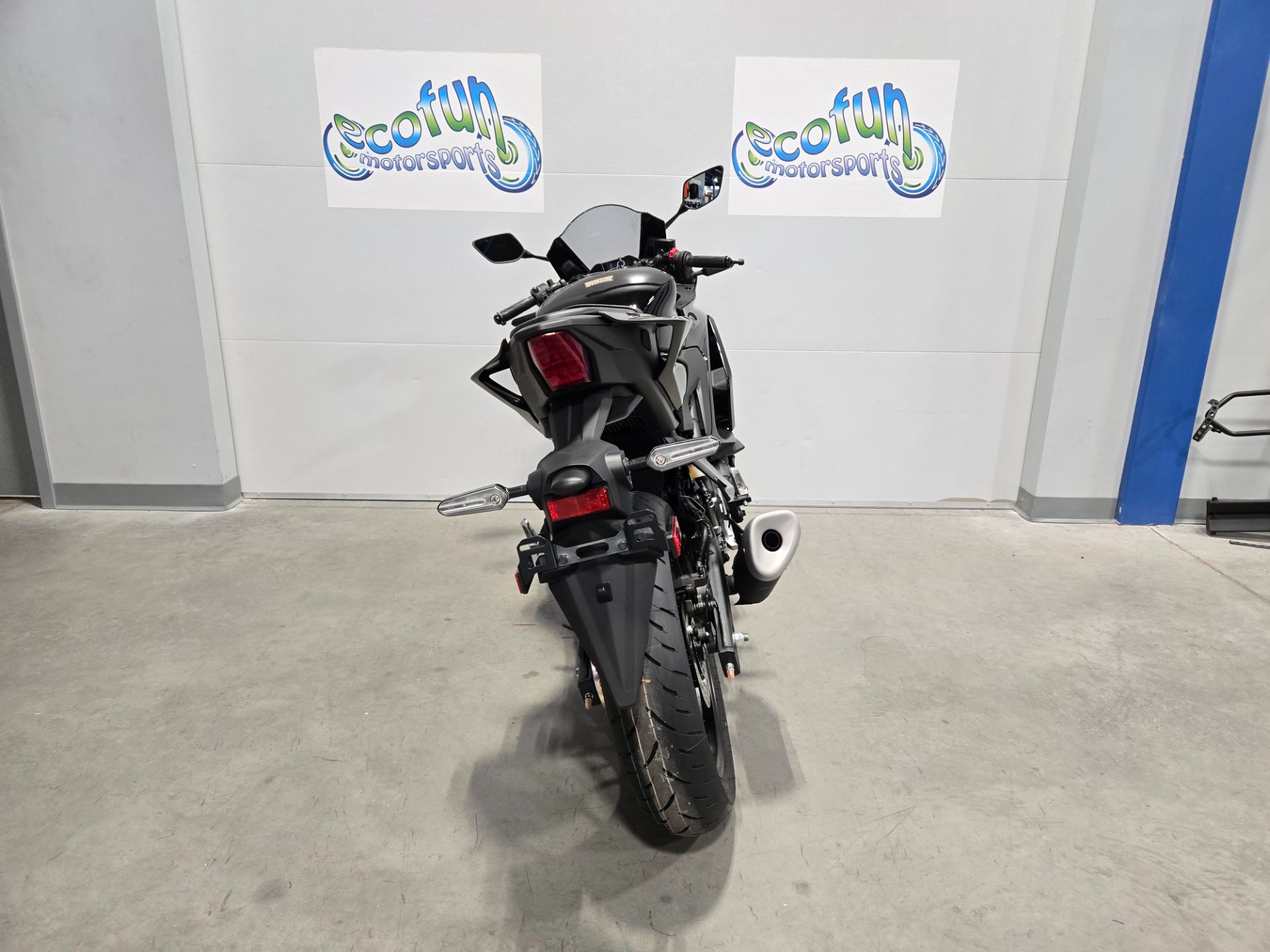 2026 Yamaha YZF-R3 6