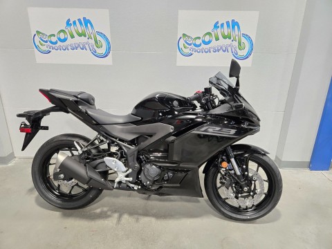New 2026 Yamaha YZF-R3 | Motorcycles in Forest Lake MN