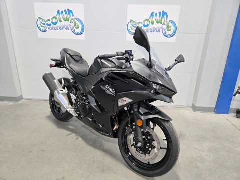 New 2026 Kawasaki Ninja® 500 | Motorcycles in Forest Lake MN