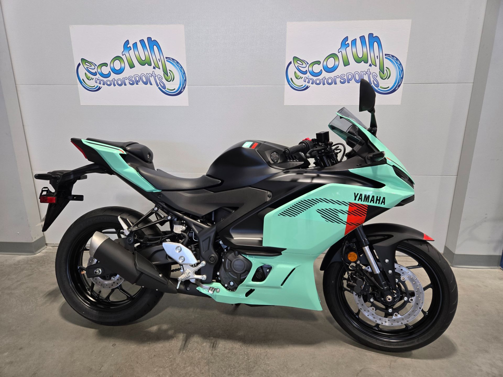 2026 Yamaha YZF-R3 2