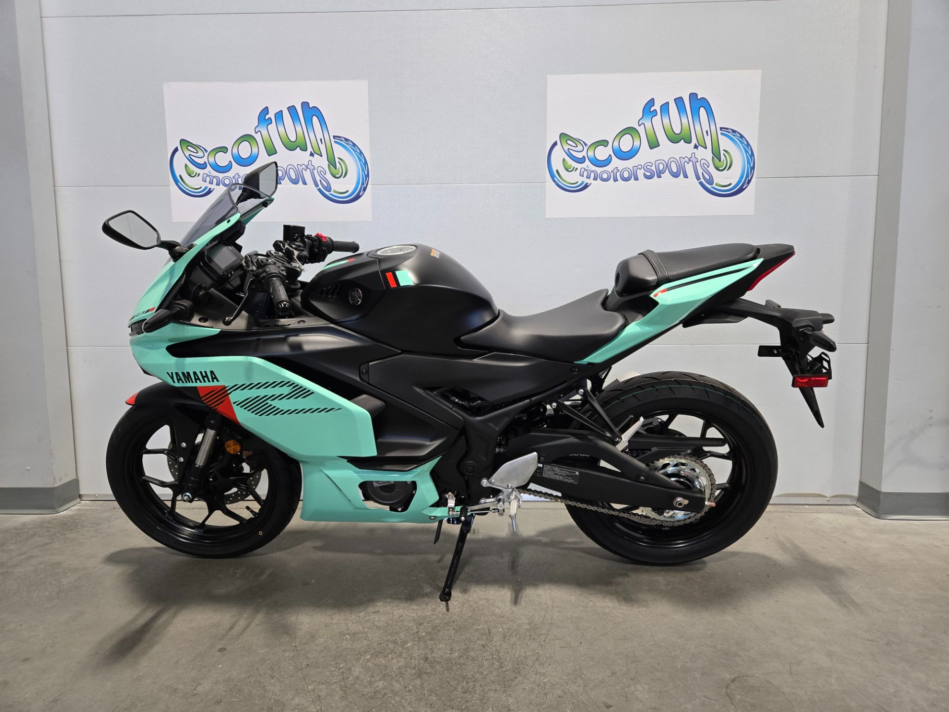 2026 Yamaha YZF-R3 3