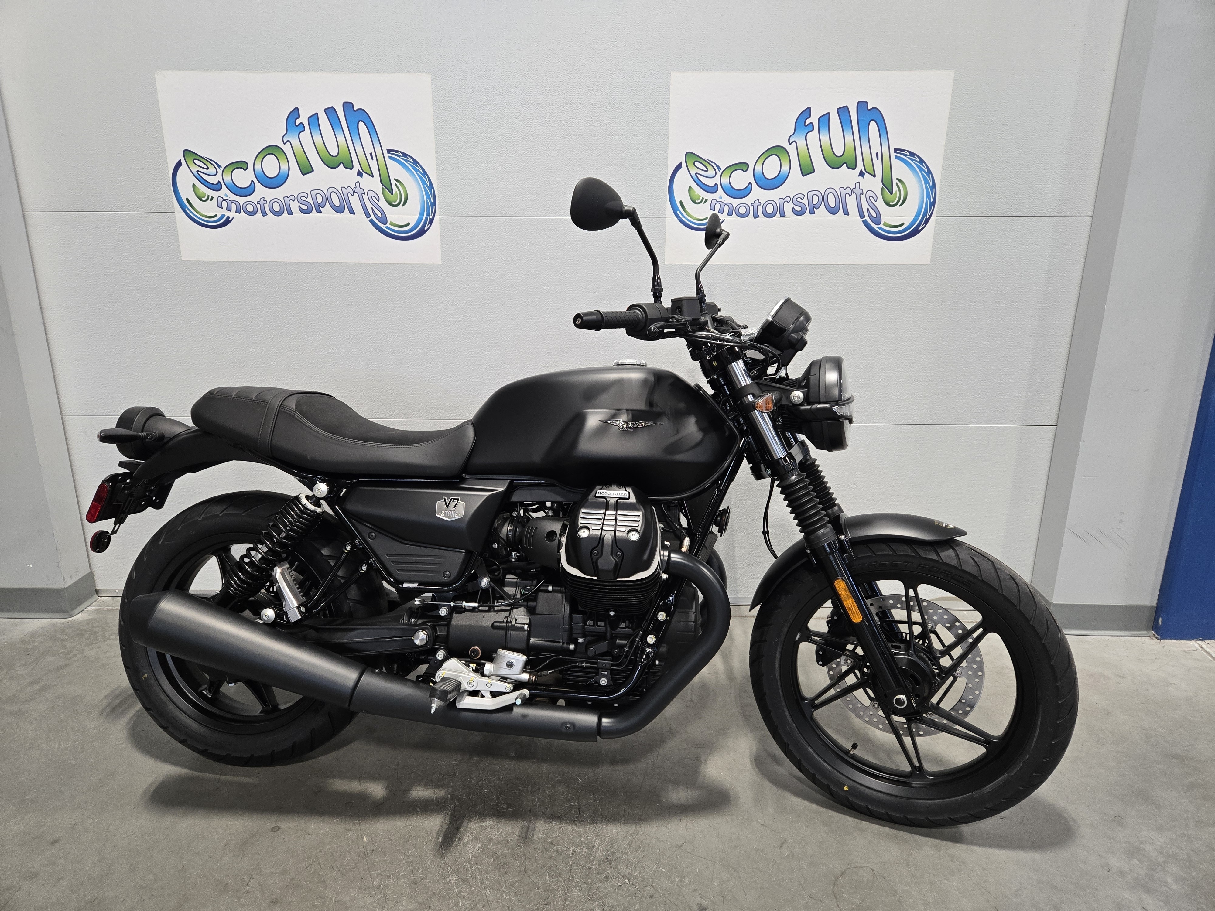 2027 Moto Guzzi photo 3