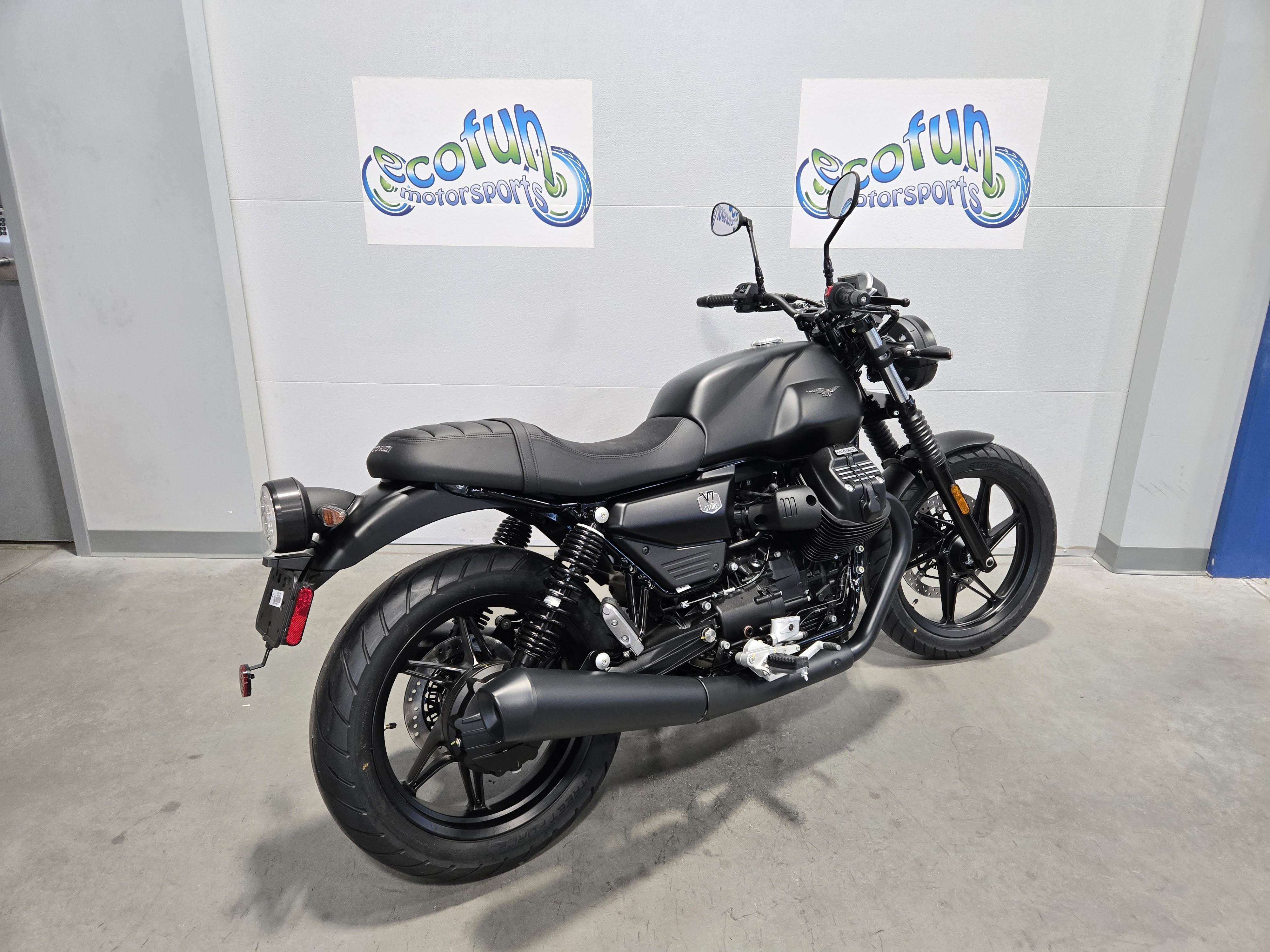 2027 Moto Guzzi photo 4