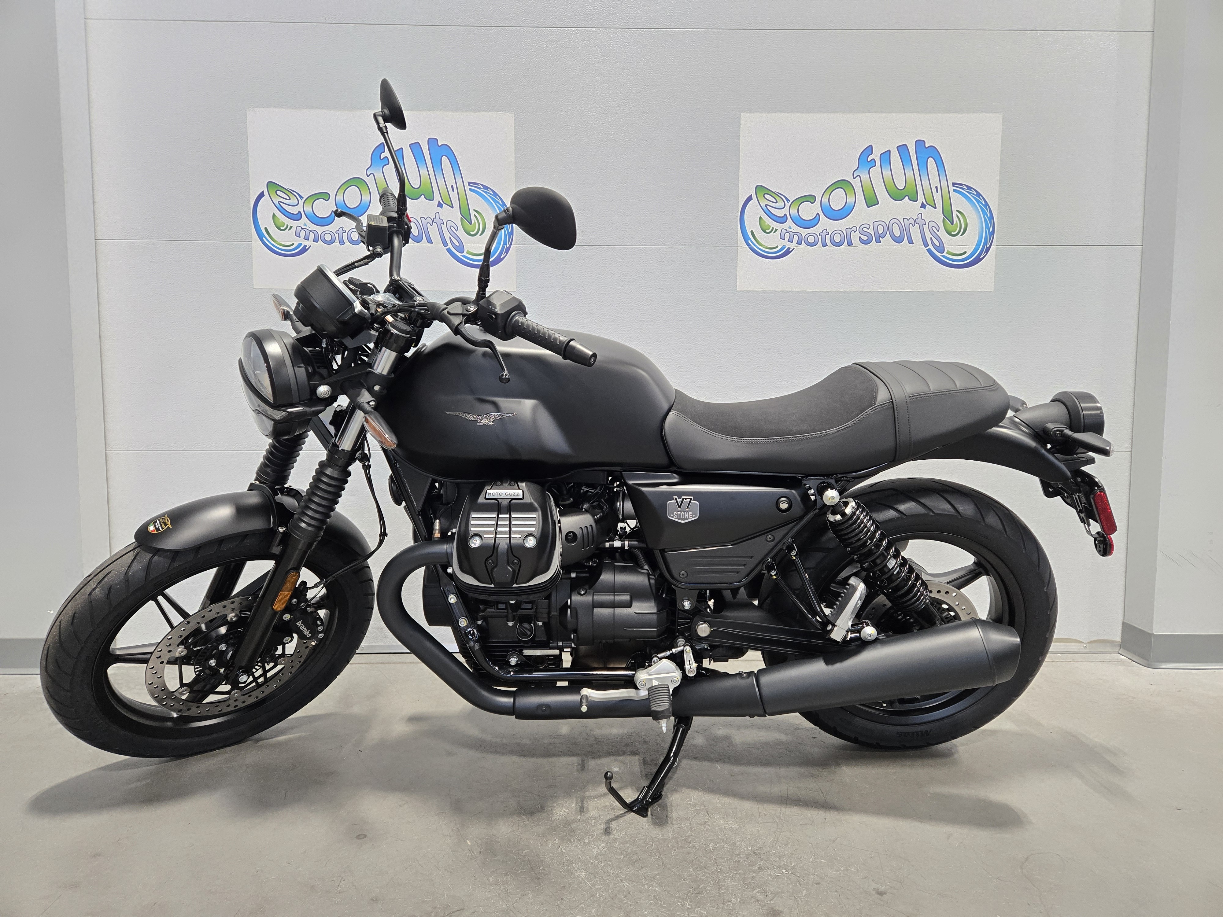 2027 Moto Guzzi photo 9