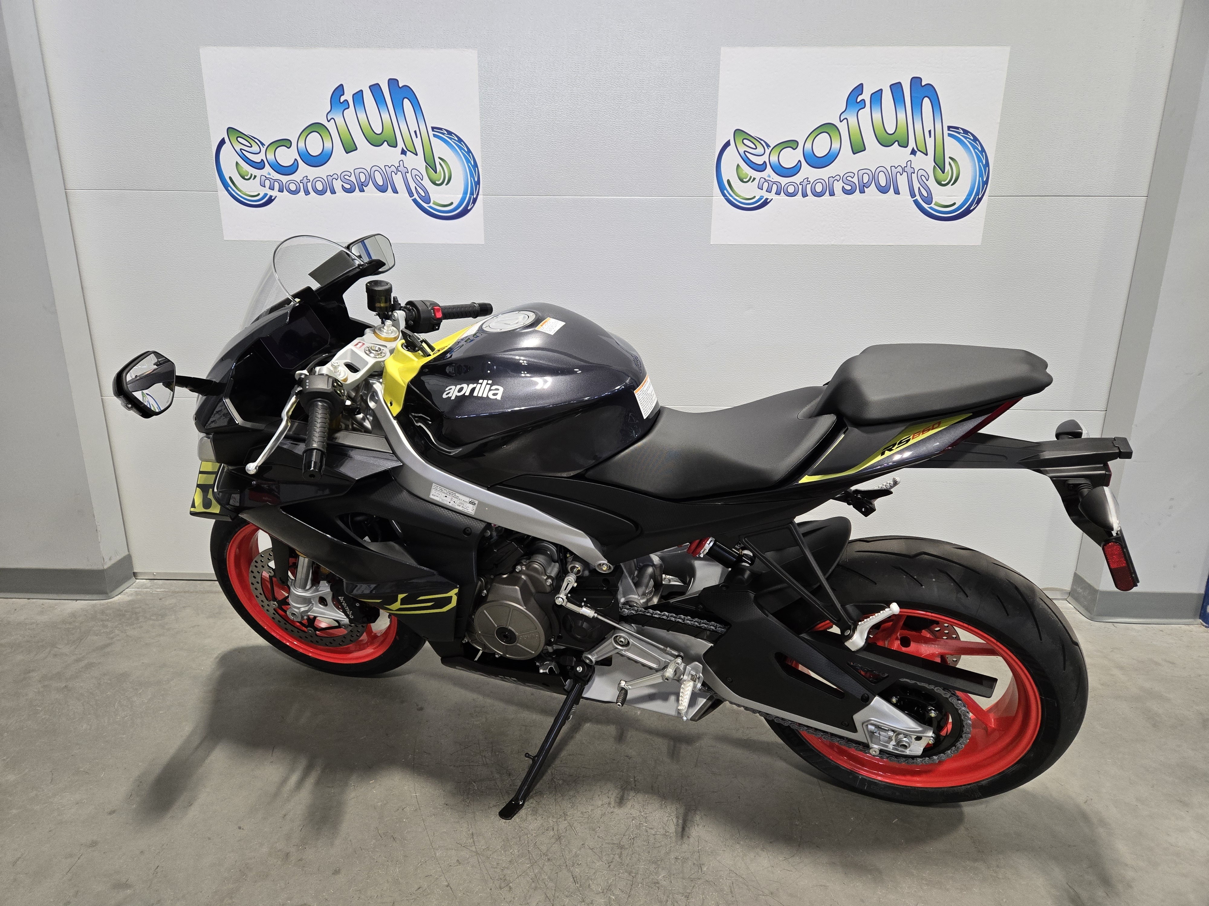2027 Aprilia RS photo 9