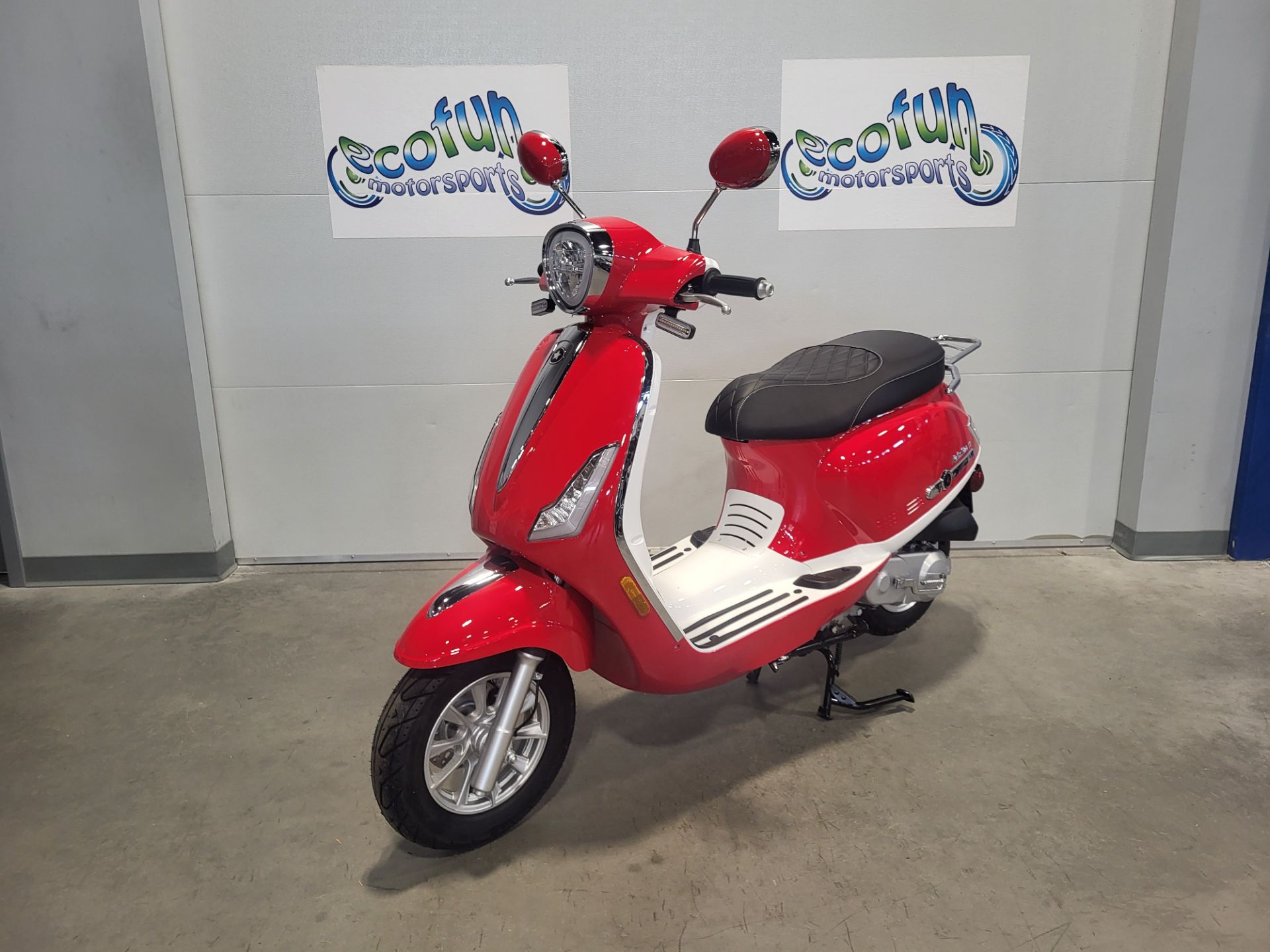 2026 Scootstar Retrostar photo 2