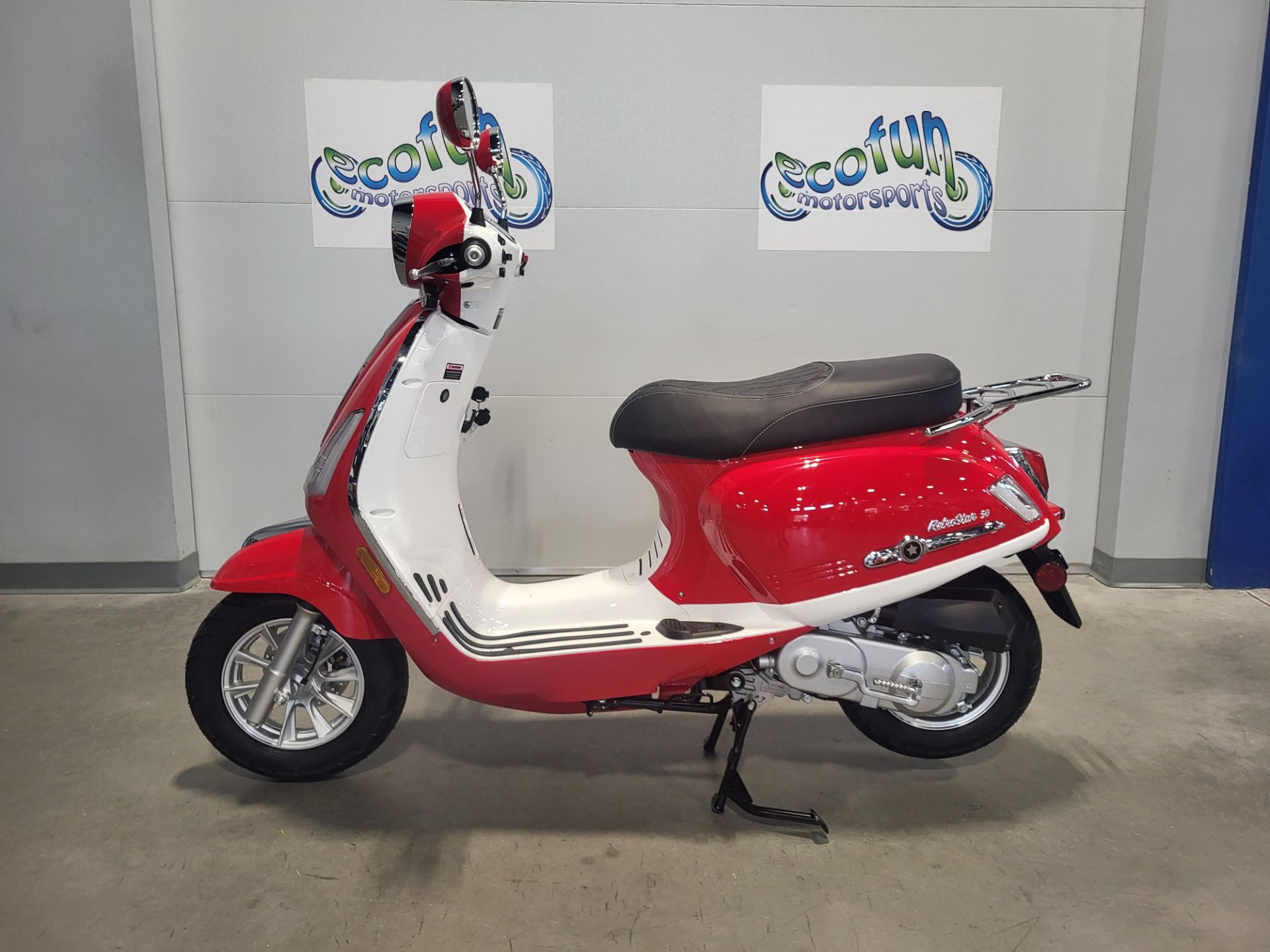 2026 Scootstar Retrostar photo 8