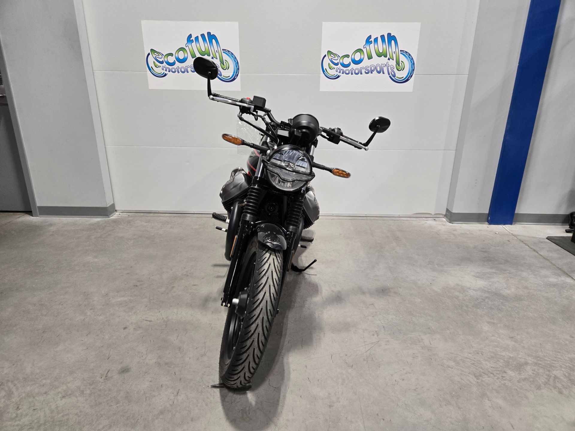 2024 Moto Guzzi photo 5