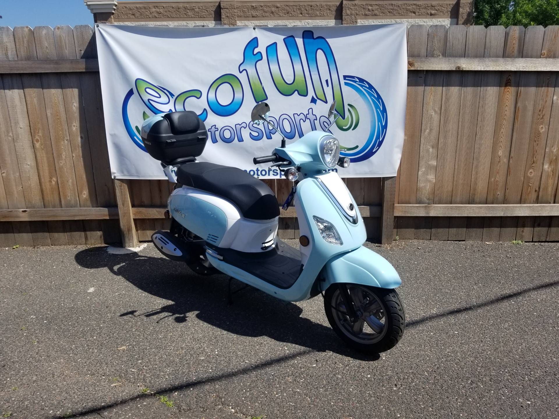 ２日間限定セール！ 42800円→27800円 SYM  FiDDLE SP フィドル50 抜群の加速力！ 低走行！ SYM Fiddle Scooter - Retro Inside, Style Outfit | Sanyang Motor