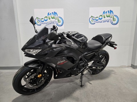 New 2026 Kawasaki Ninja® 650 | Motorcycles in Forest Lake MN