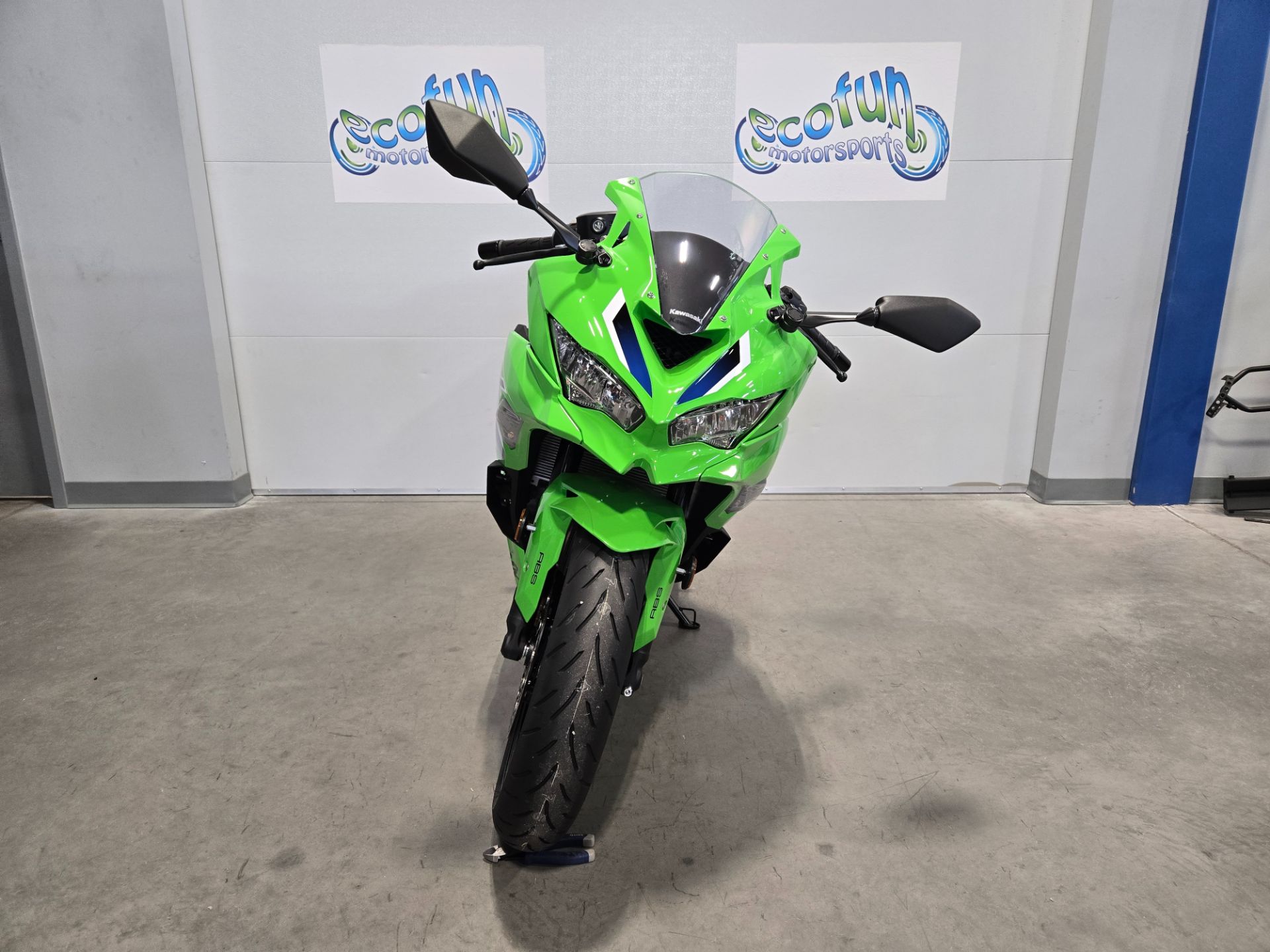 New 2026 Kawasaki Ninja ZX-4RR ABS | Motorcycles in Forest Lake MN