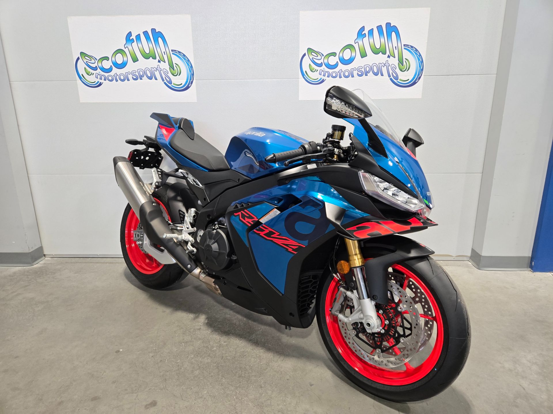 New 2027 Aprilia RSV4 1100 | Motorcycles in Forest Lake MN