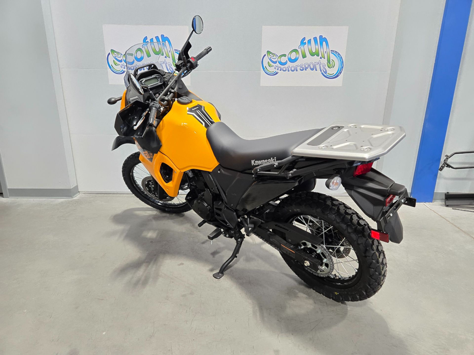 2026 Kawasaki KLR®650 S ABS 8