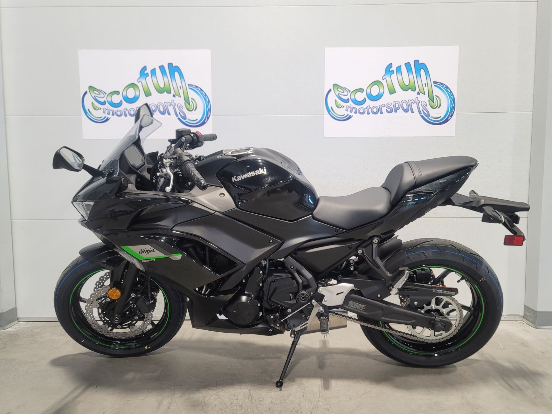 New 2025 Kawasaki Ninja 650 | Motorcycles in Forest Lake MN