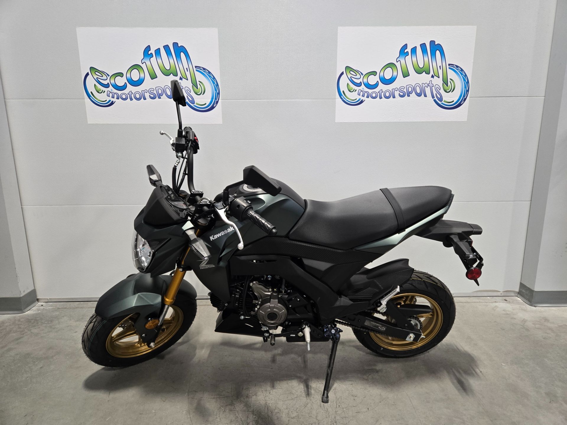 New 2025 Kawasaki Z125 Pro | Motorcycles in Forest Lake MN