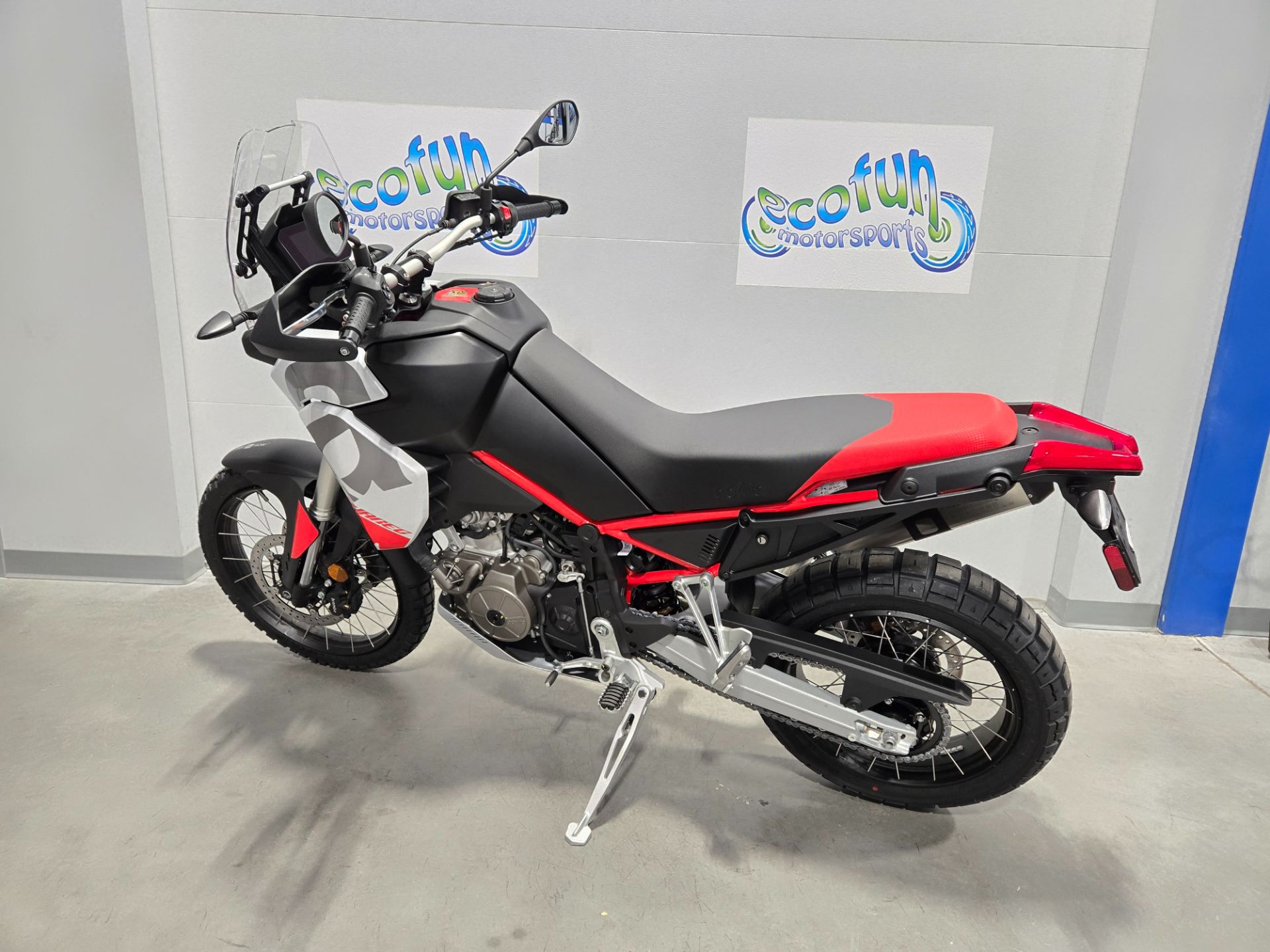 2027 Aprilia Tuareg photo 6