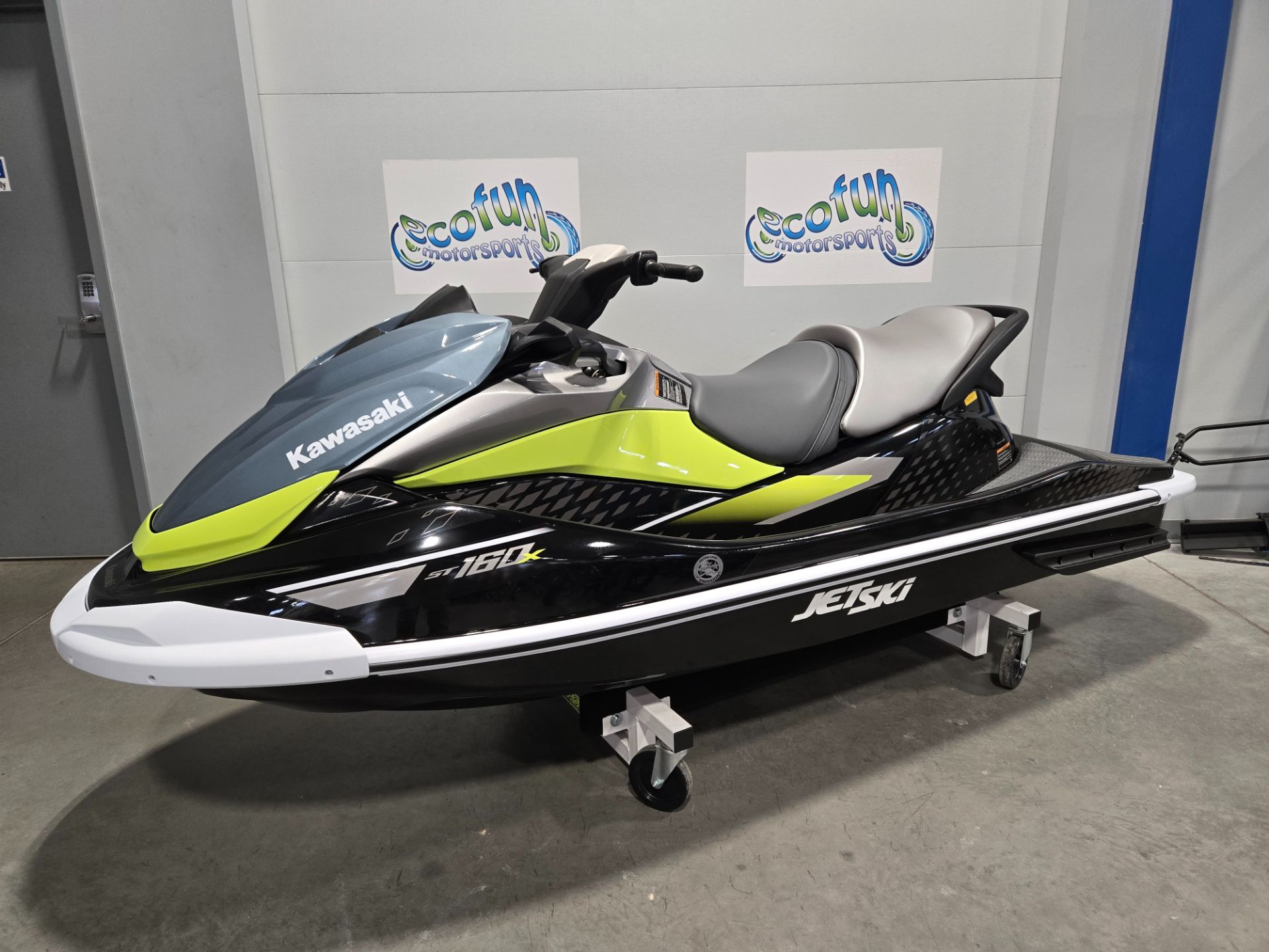 ksj様　イエロー2 グリーン2 New 2026 Kawasaki Jet Ski® ST® 160X | Watercraft in Forest Lake MN