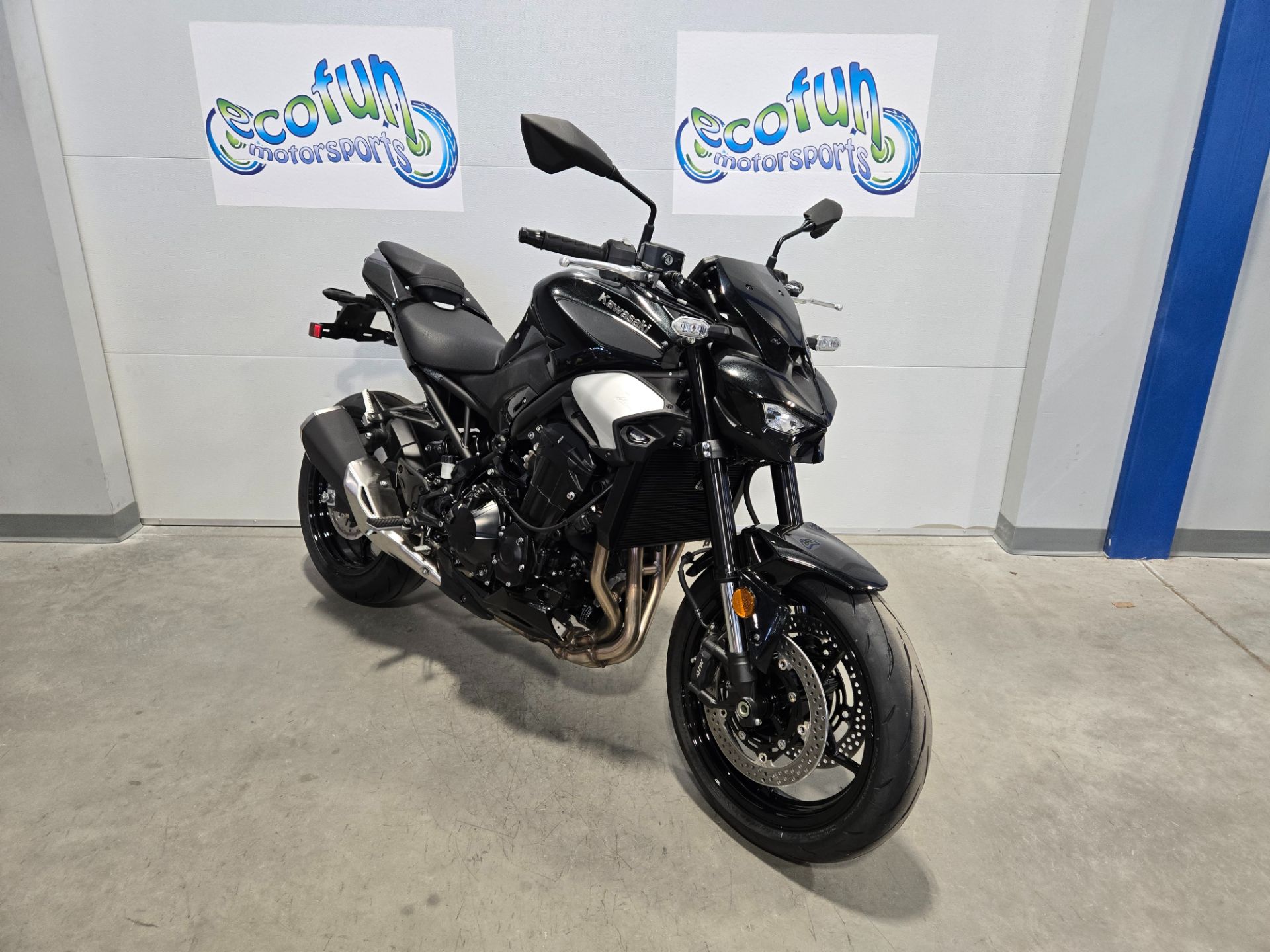 New 2025 Kawasaki Z900 ABS | Motorcycles in Forest Lake MN